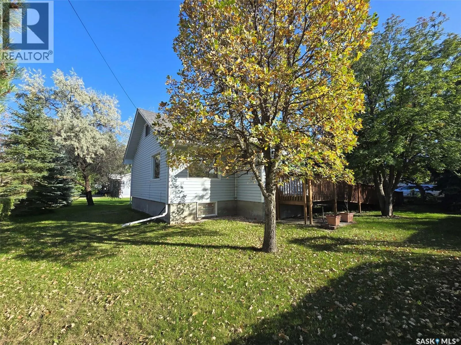 501 Stella STREET