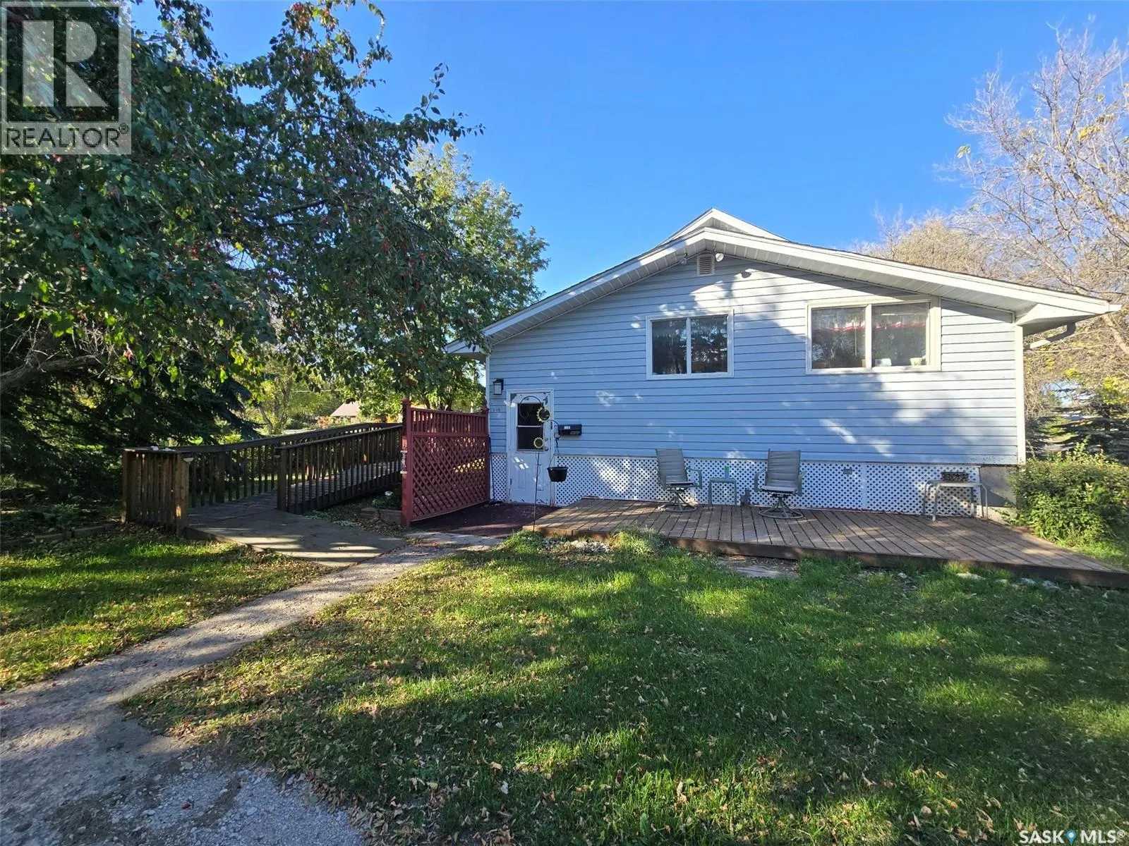 501 Stella STREET