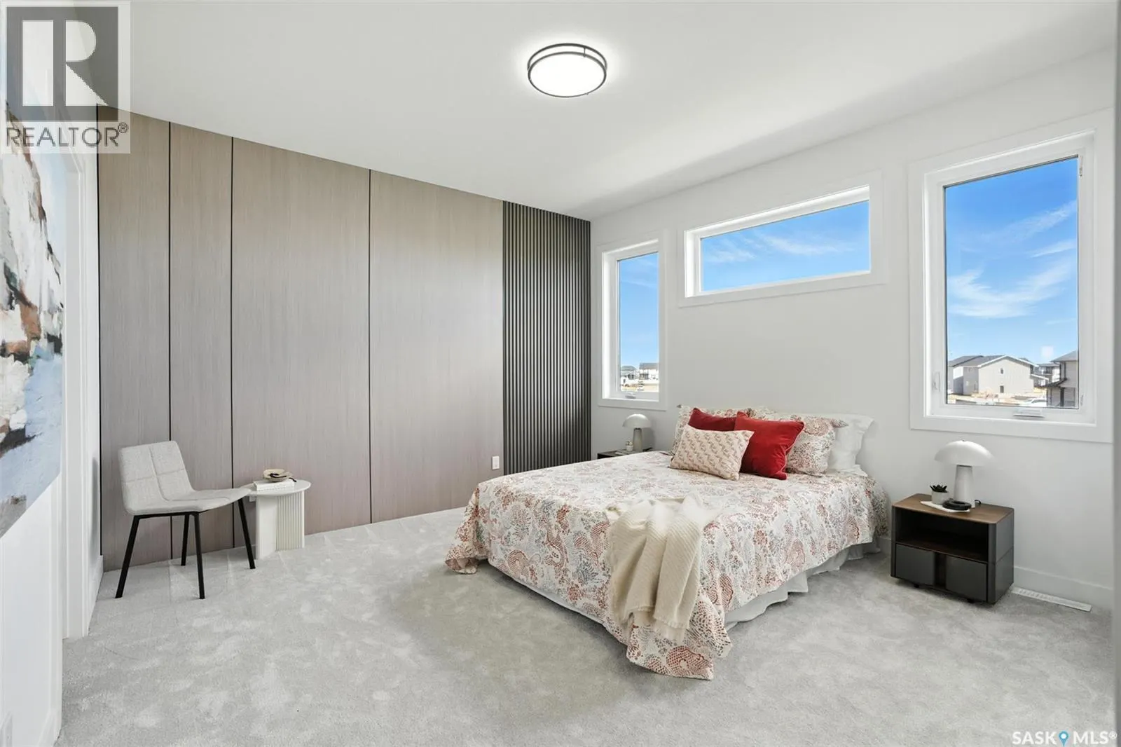 319 Woolf BAY