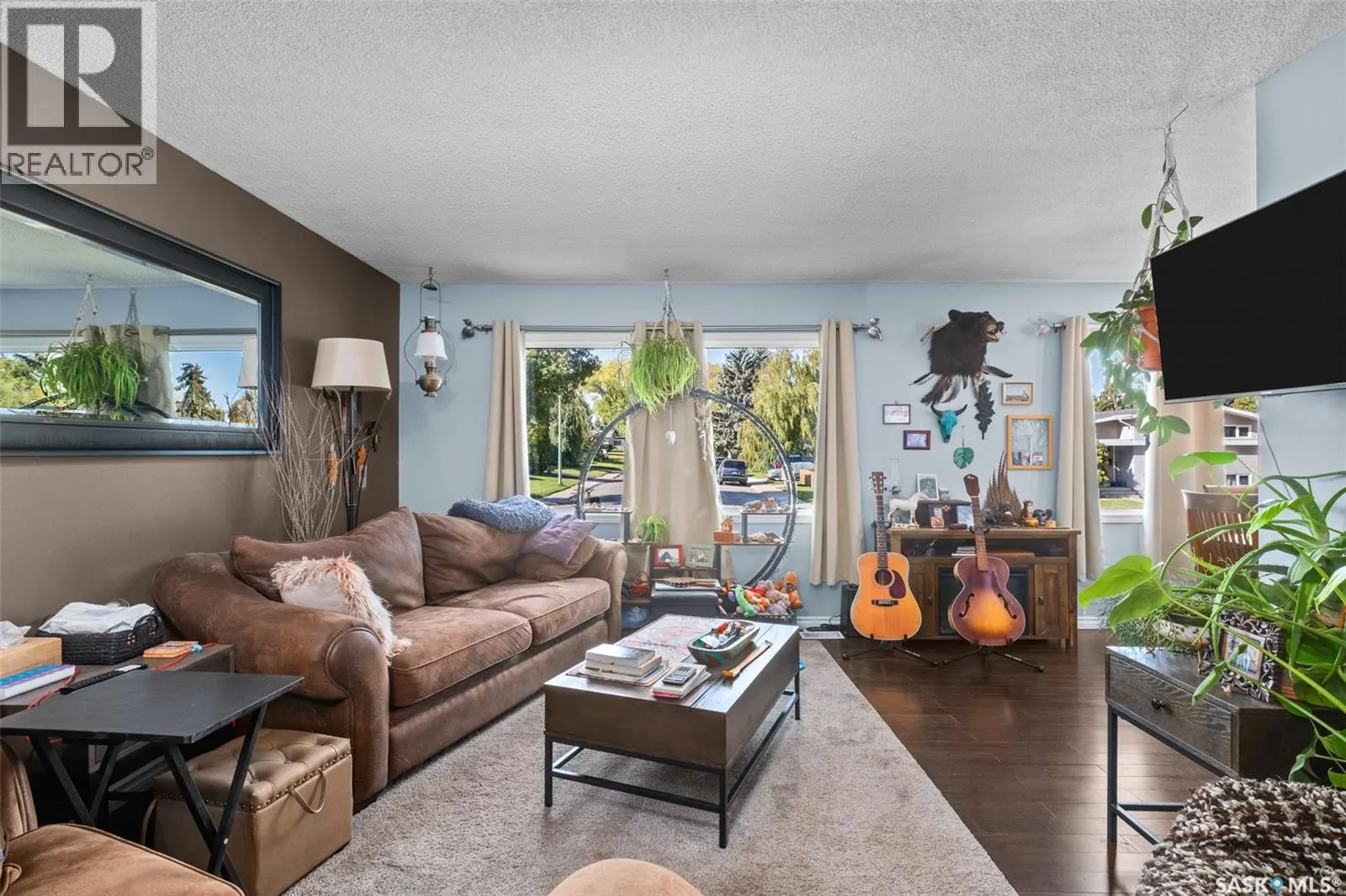 2702 McDonald AVENUE