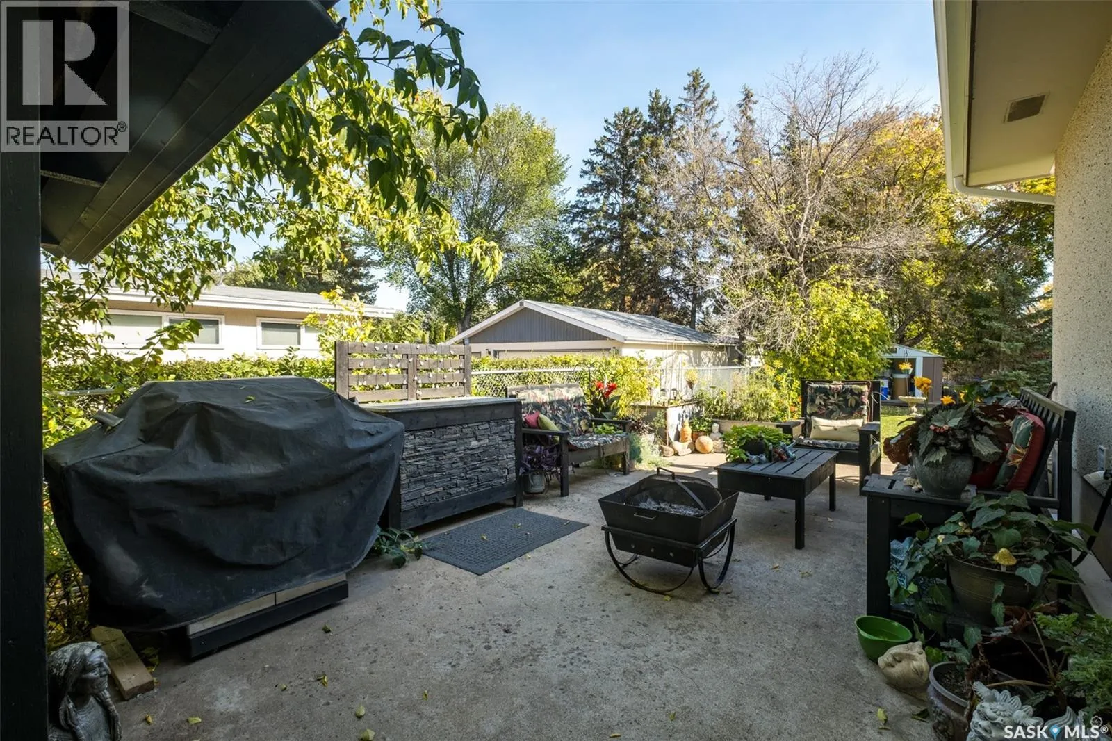 2702 McDonald AVENUE