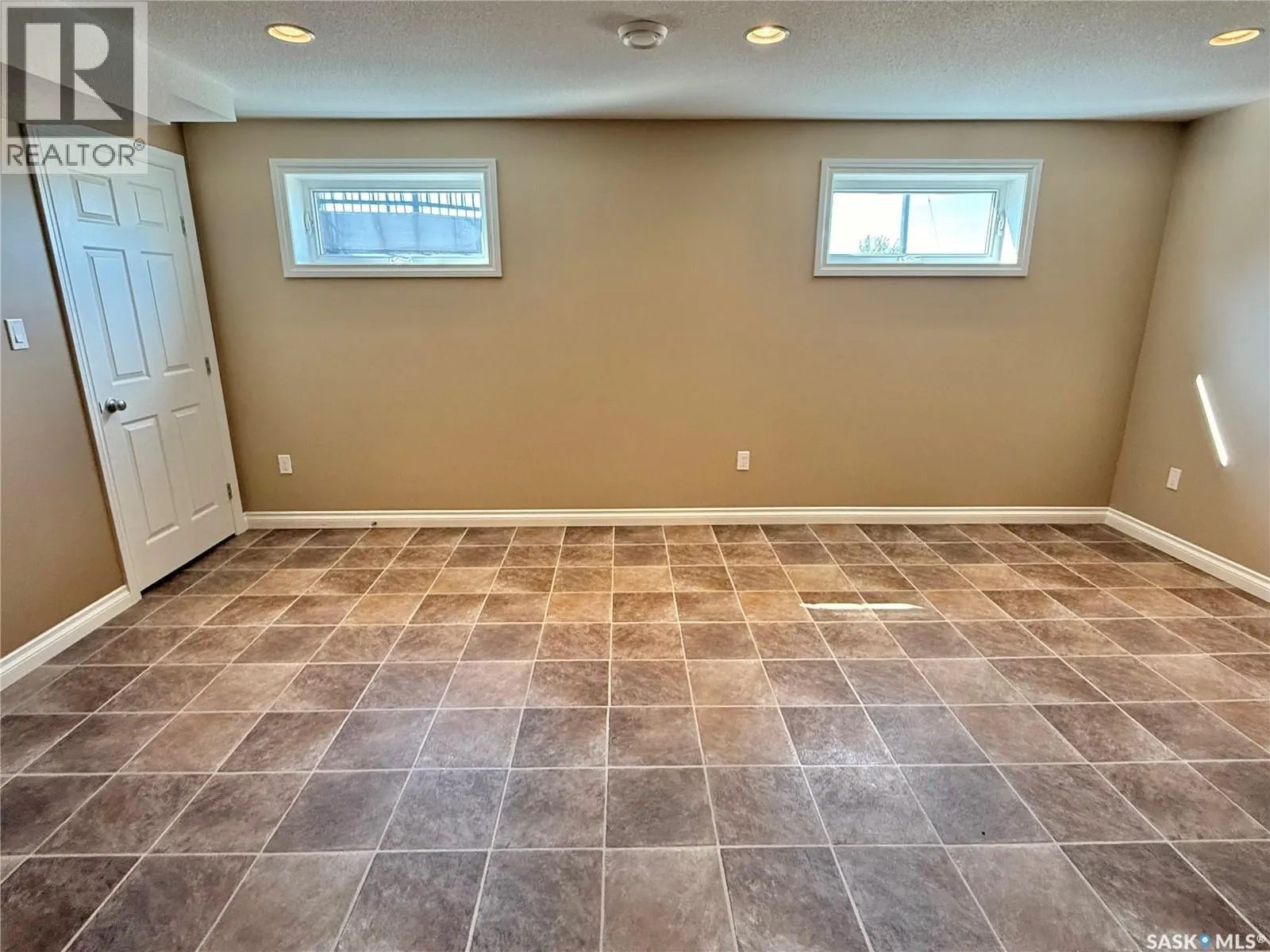 50 1st AVENUE SW