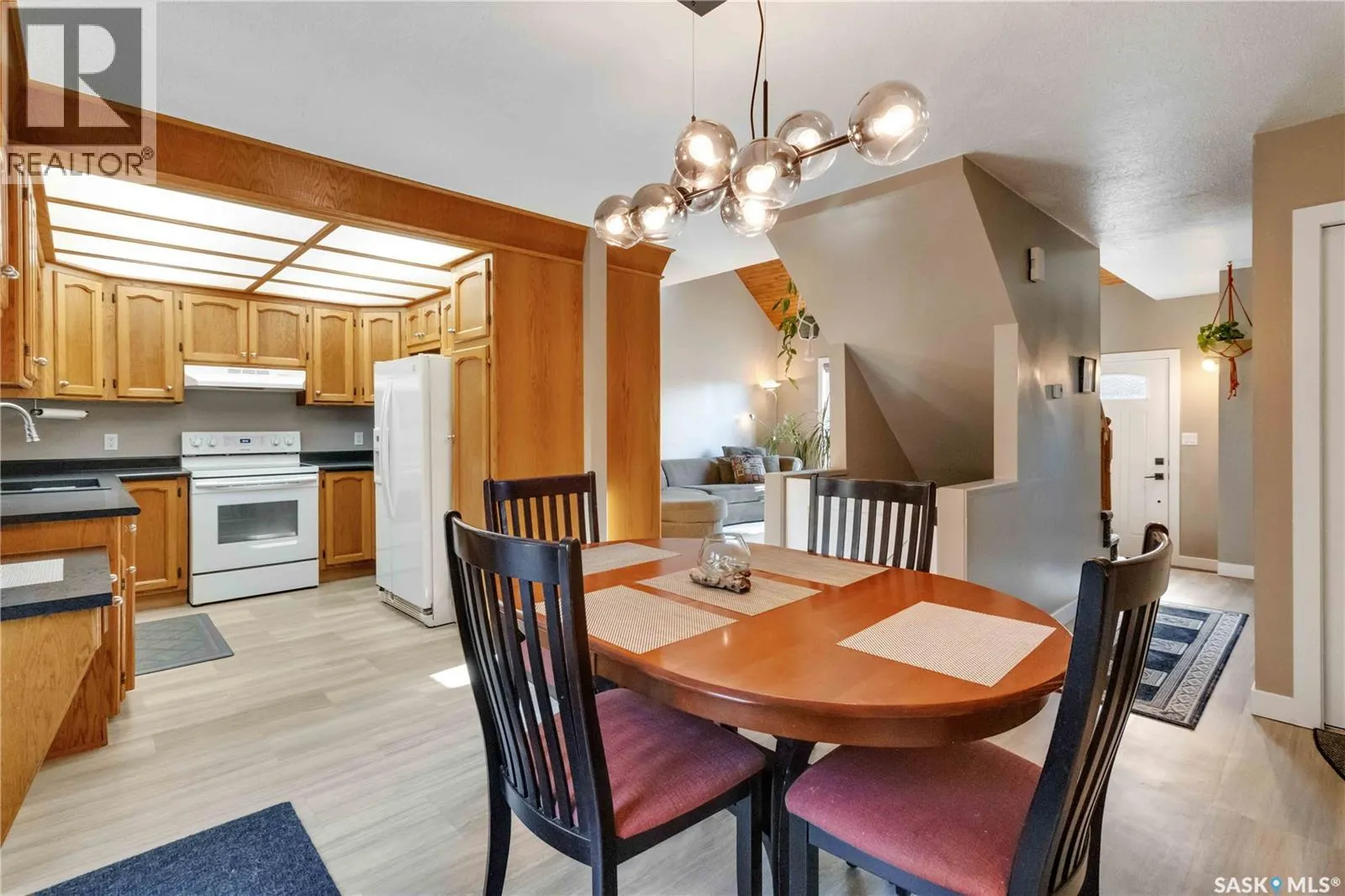 542 Adilman DRIVE