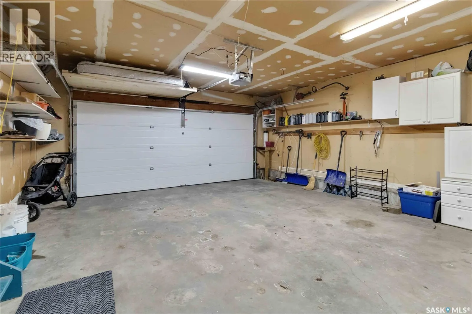 542 Adilman DRIVE