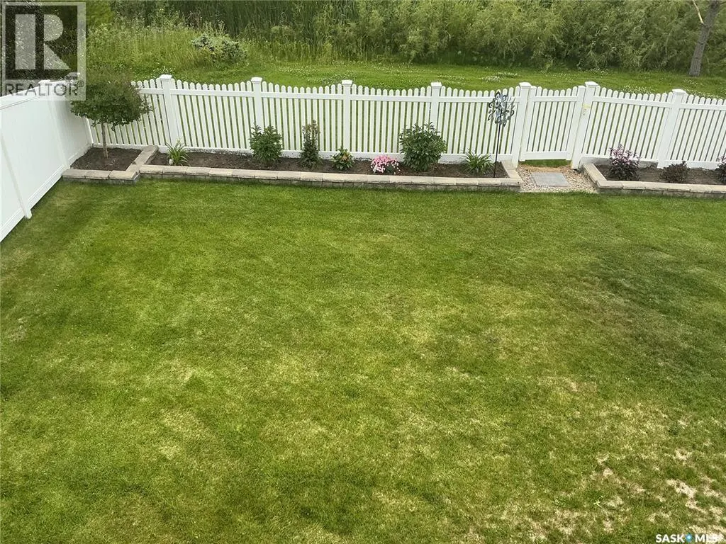737 Gowan ROAD