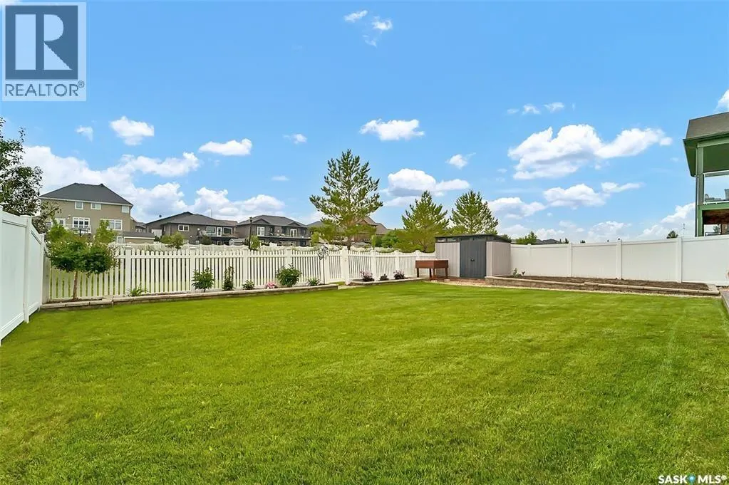 737 Gowan ROAD