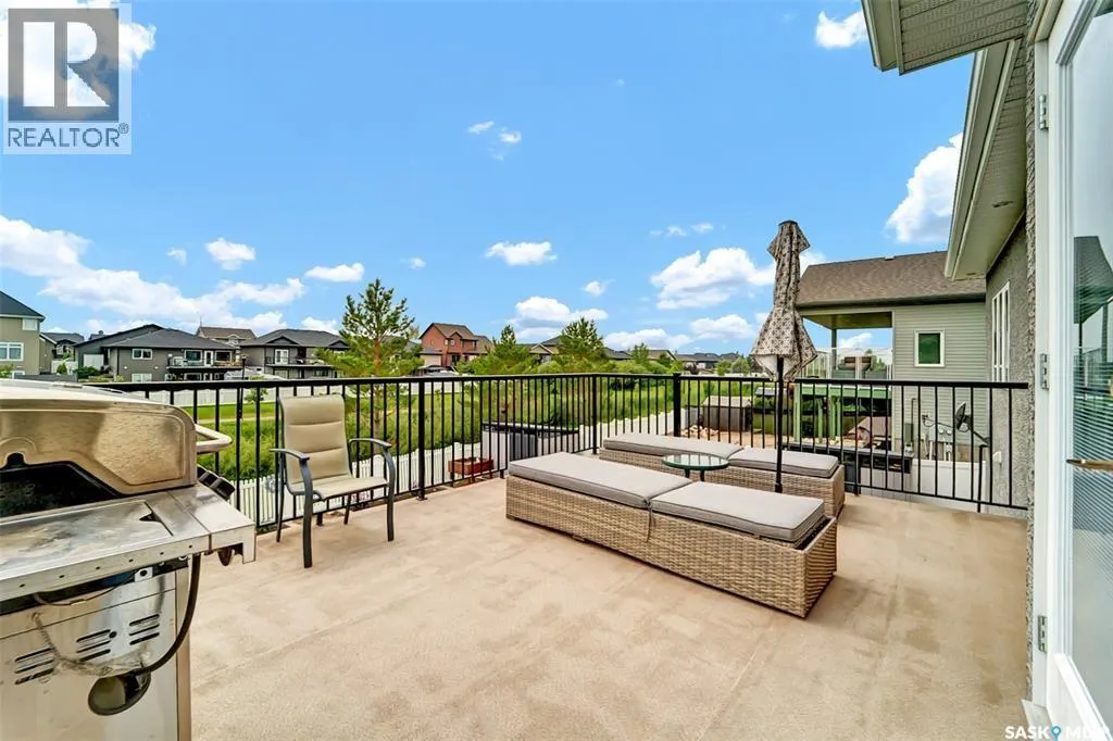 737 Gowan ROAD