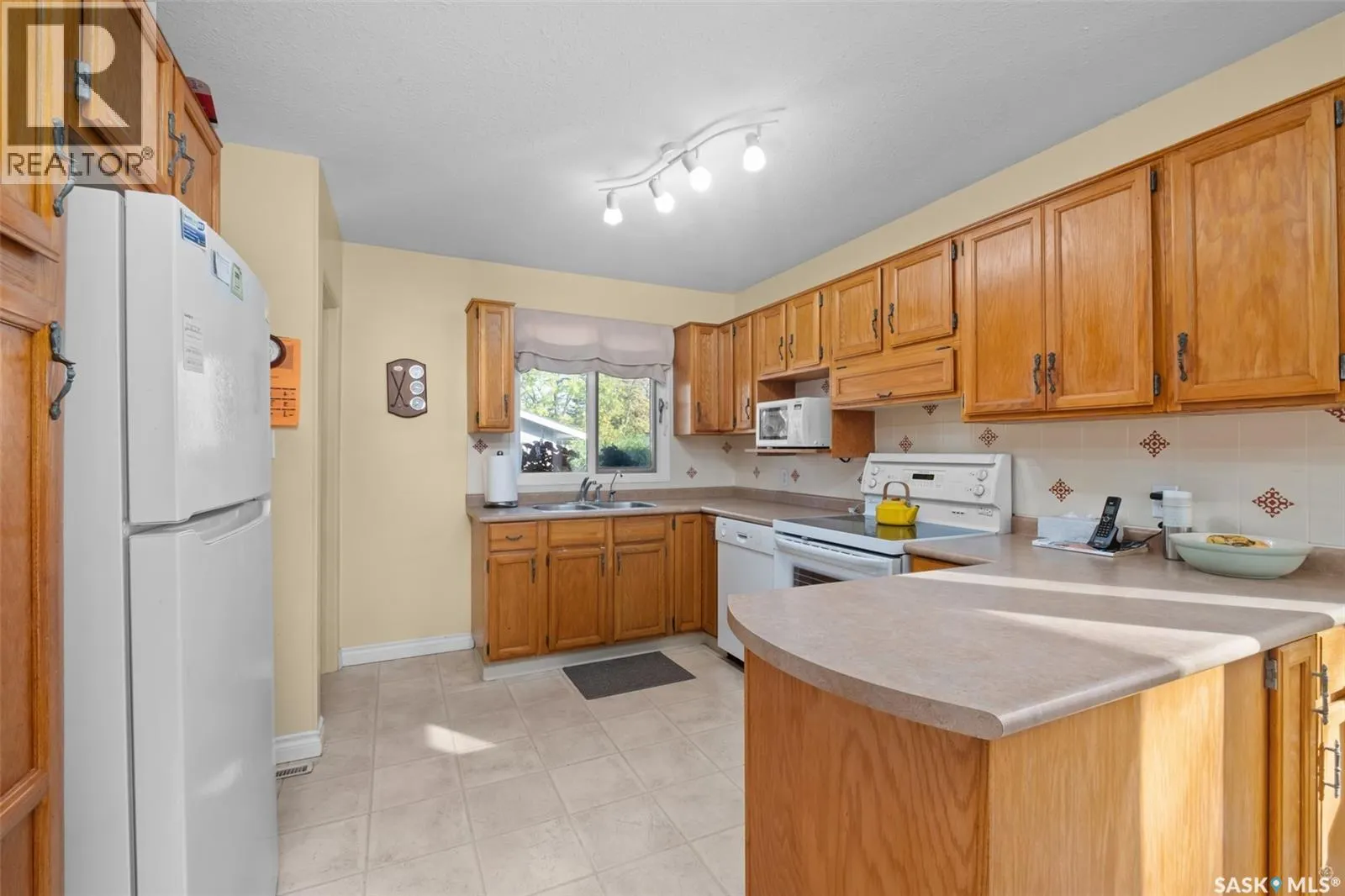 412 25th STREET W
