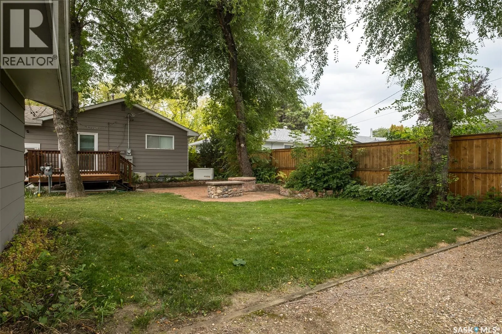 412 25th STREET W