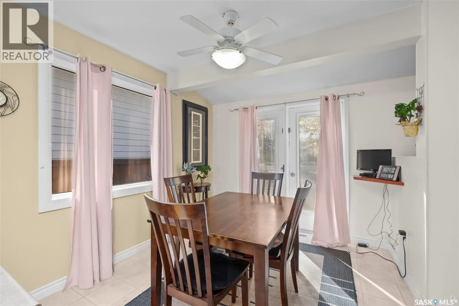412 25th STREET W