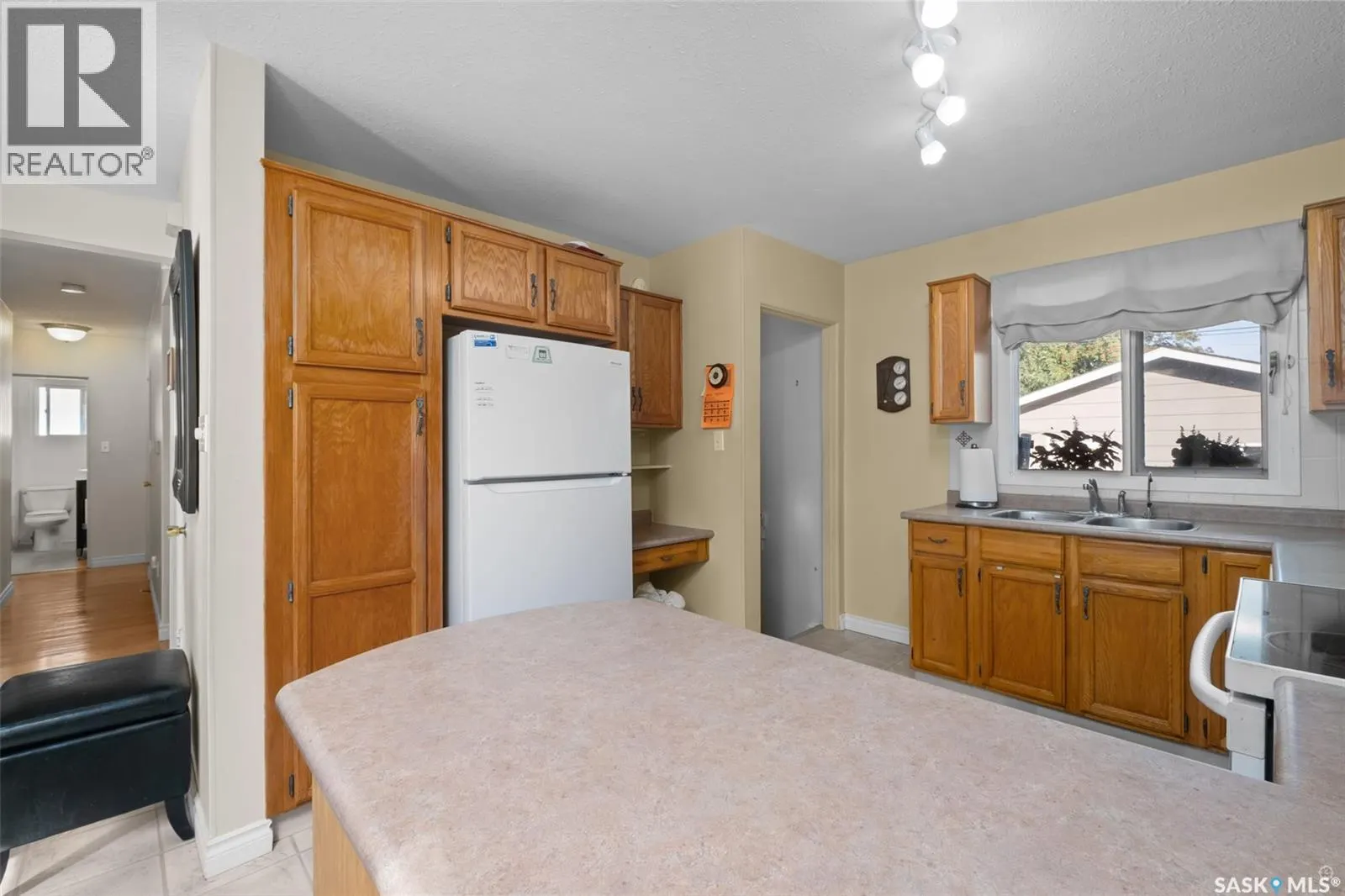 412 25th STREET W