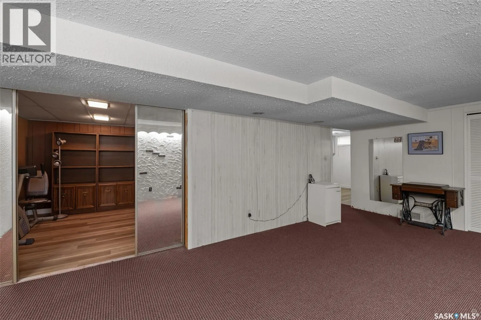 412 25th STREET W