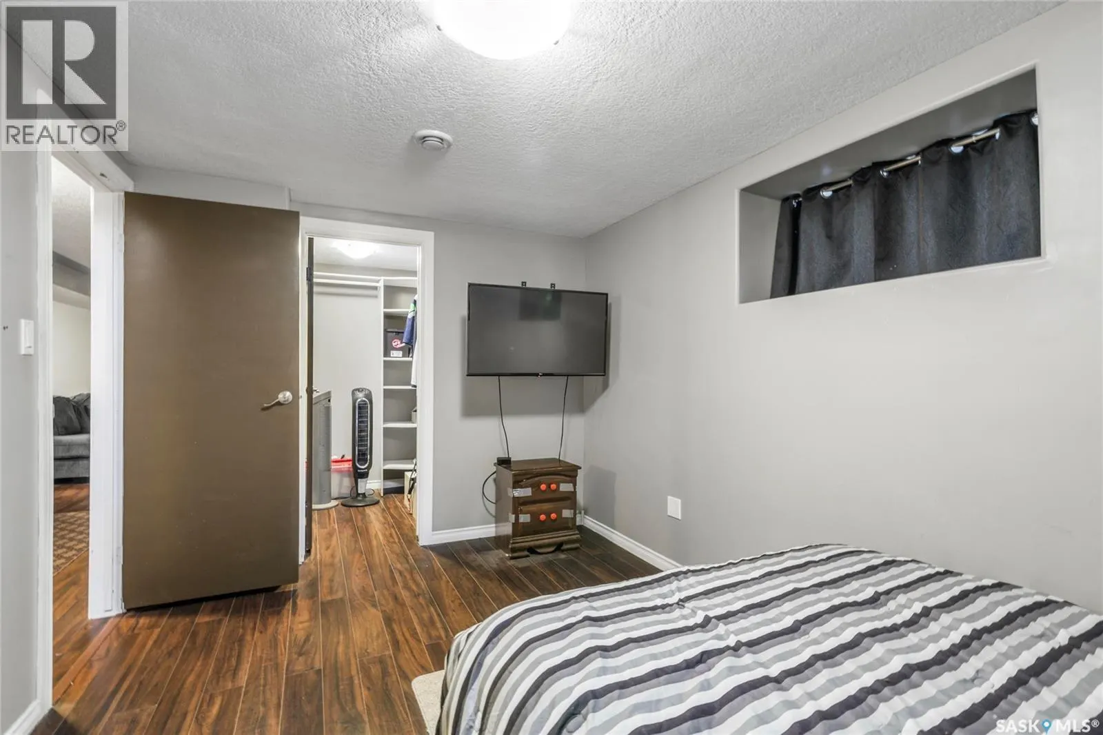 130 Scrivener CRESCENT