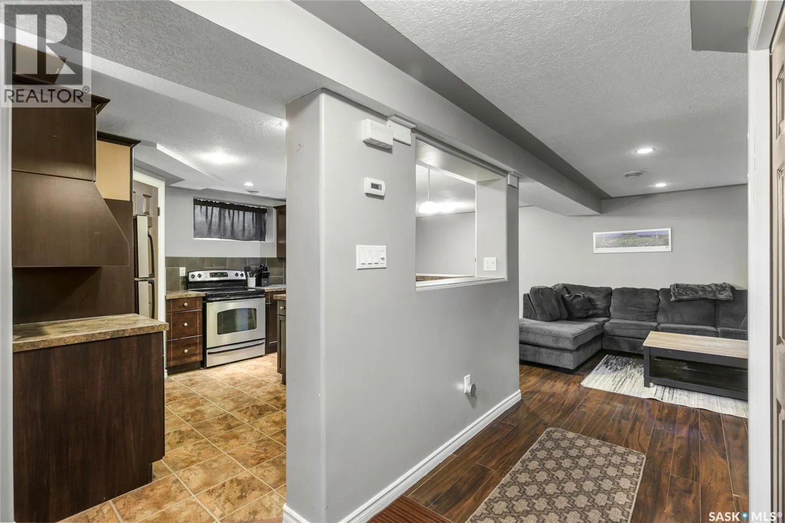 130 Scrivener CRESCENT