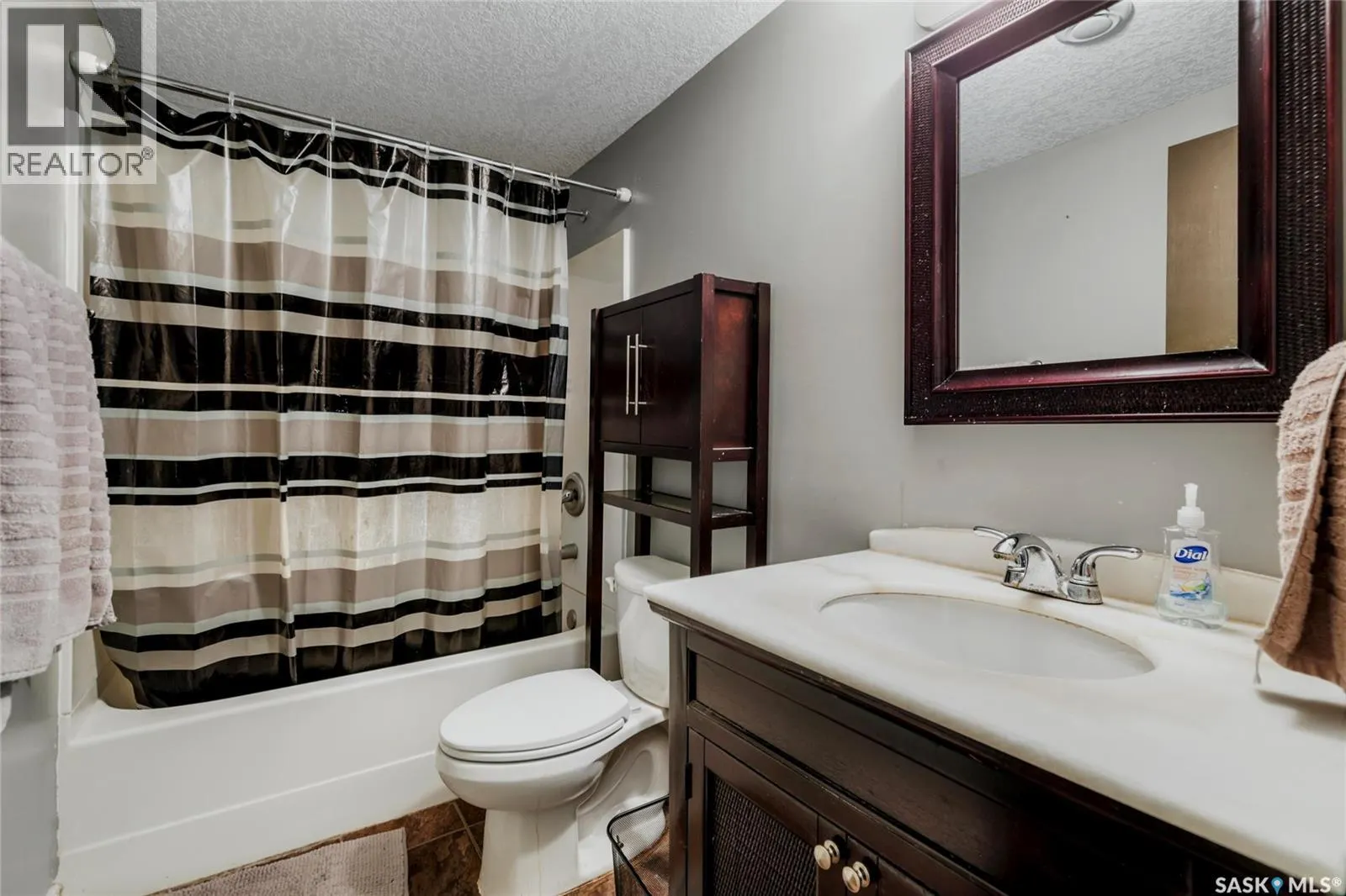 130 Scrivener CRESCENT