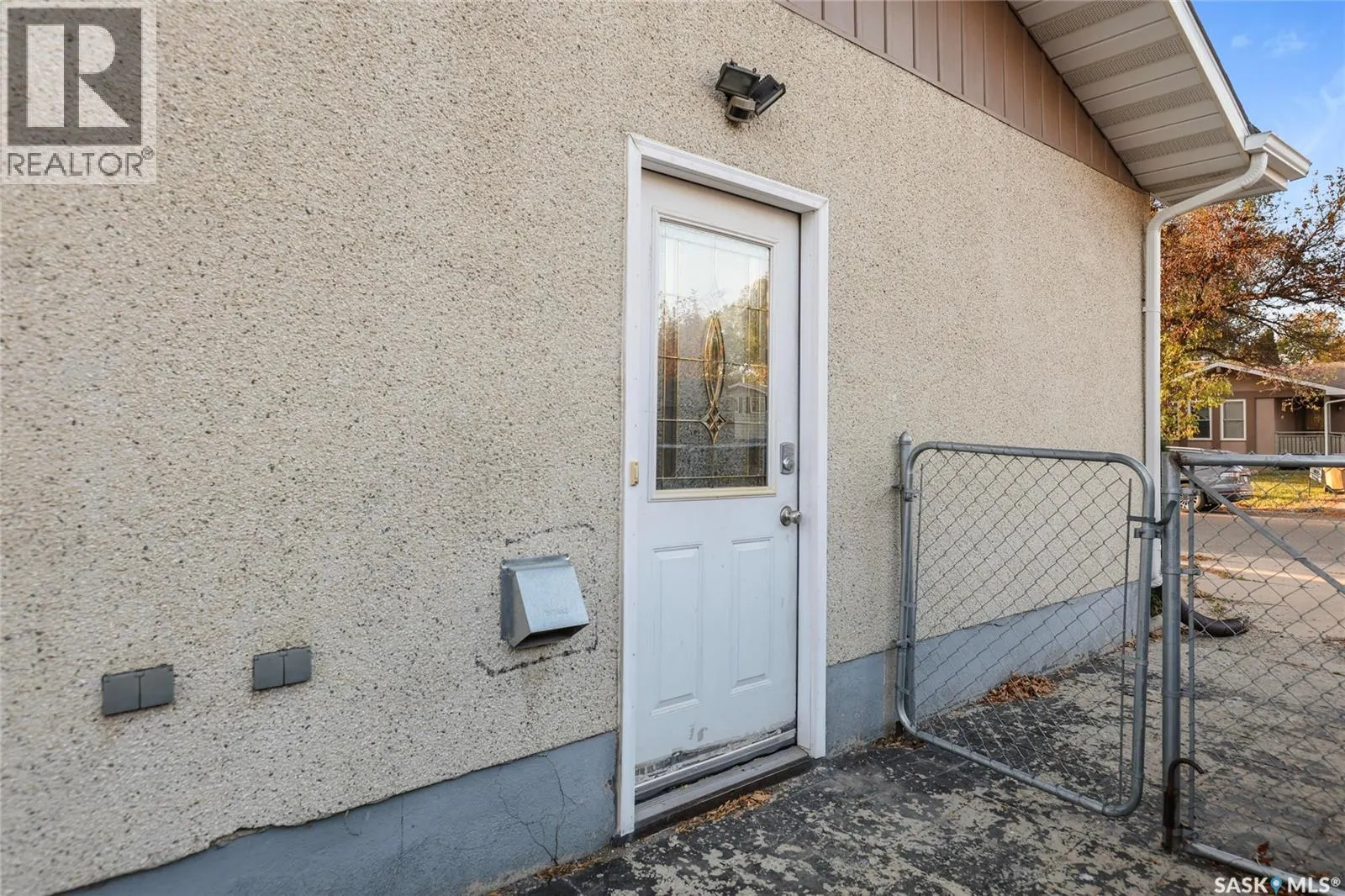 130 Scrivener CRESCENT
