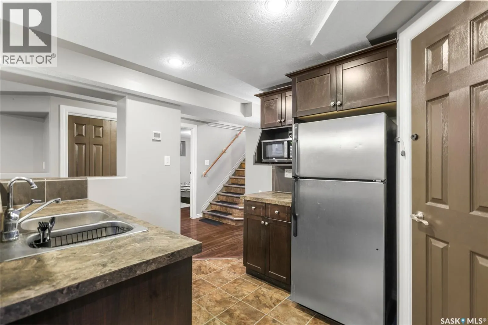 130 Scrivener CRESCENT