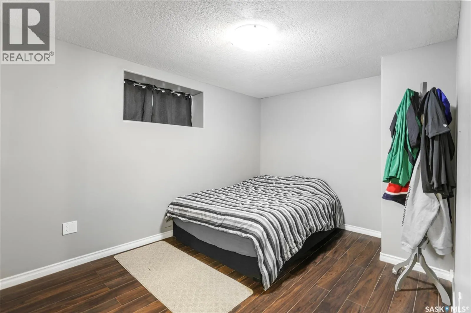 130 Scrivener CRESCENT