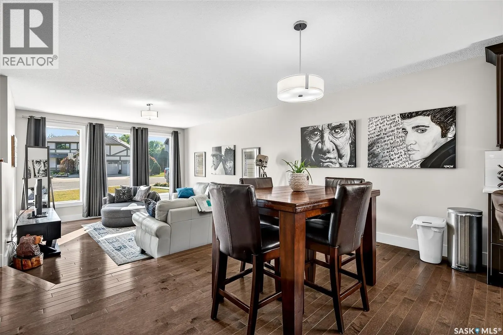 1318 Regal CRESCENT