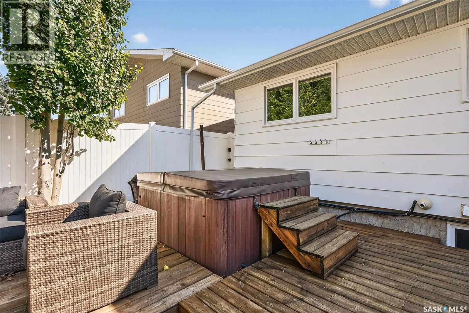 1318 Regal CRESCENT