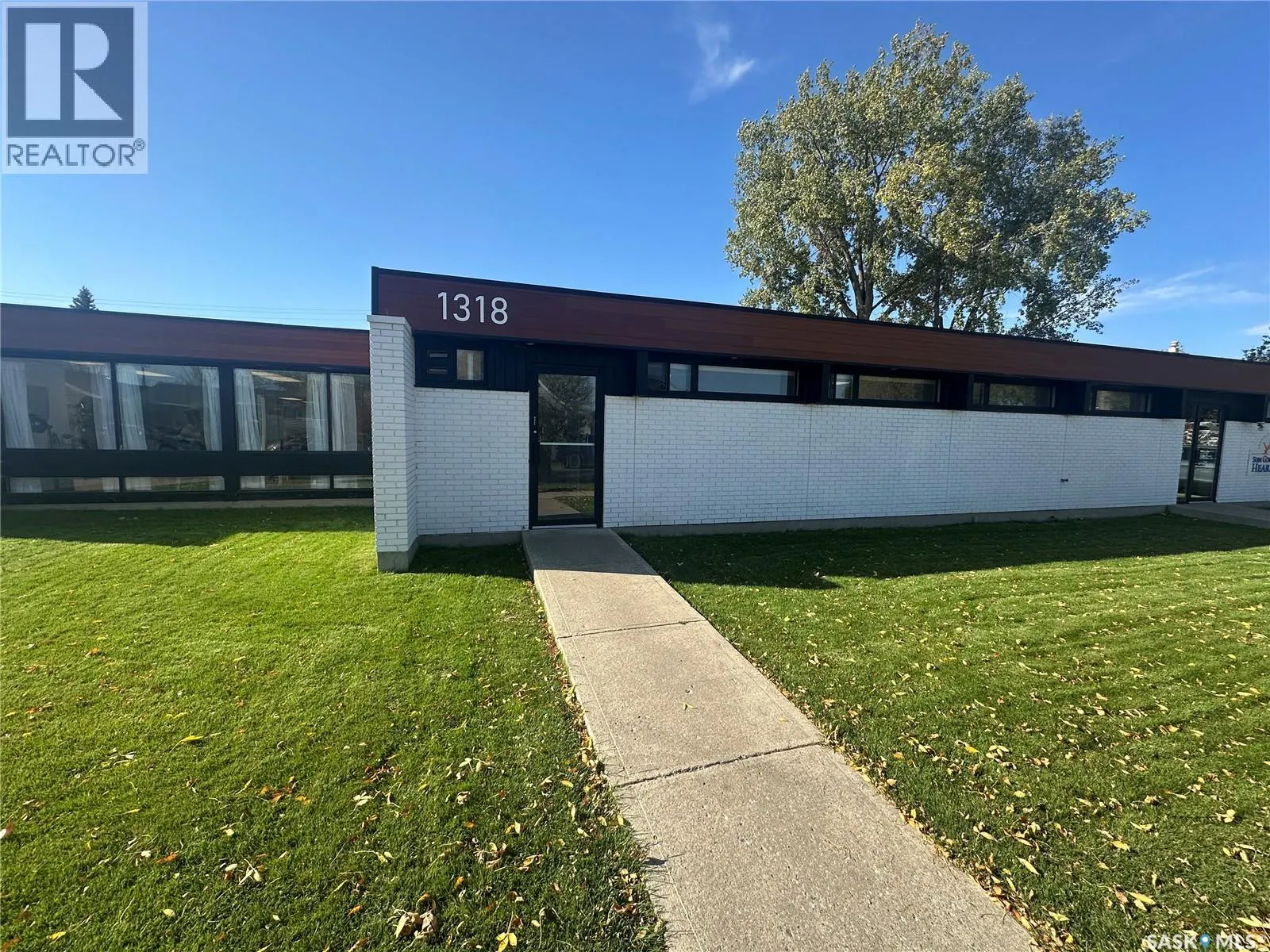 1318 3rd STREET