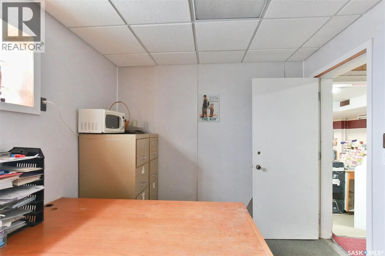 325 & 329 4th AVENUE SW
