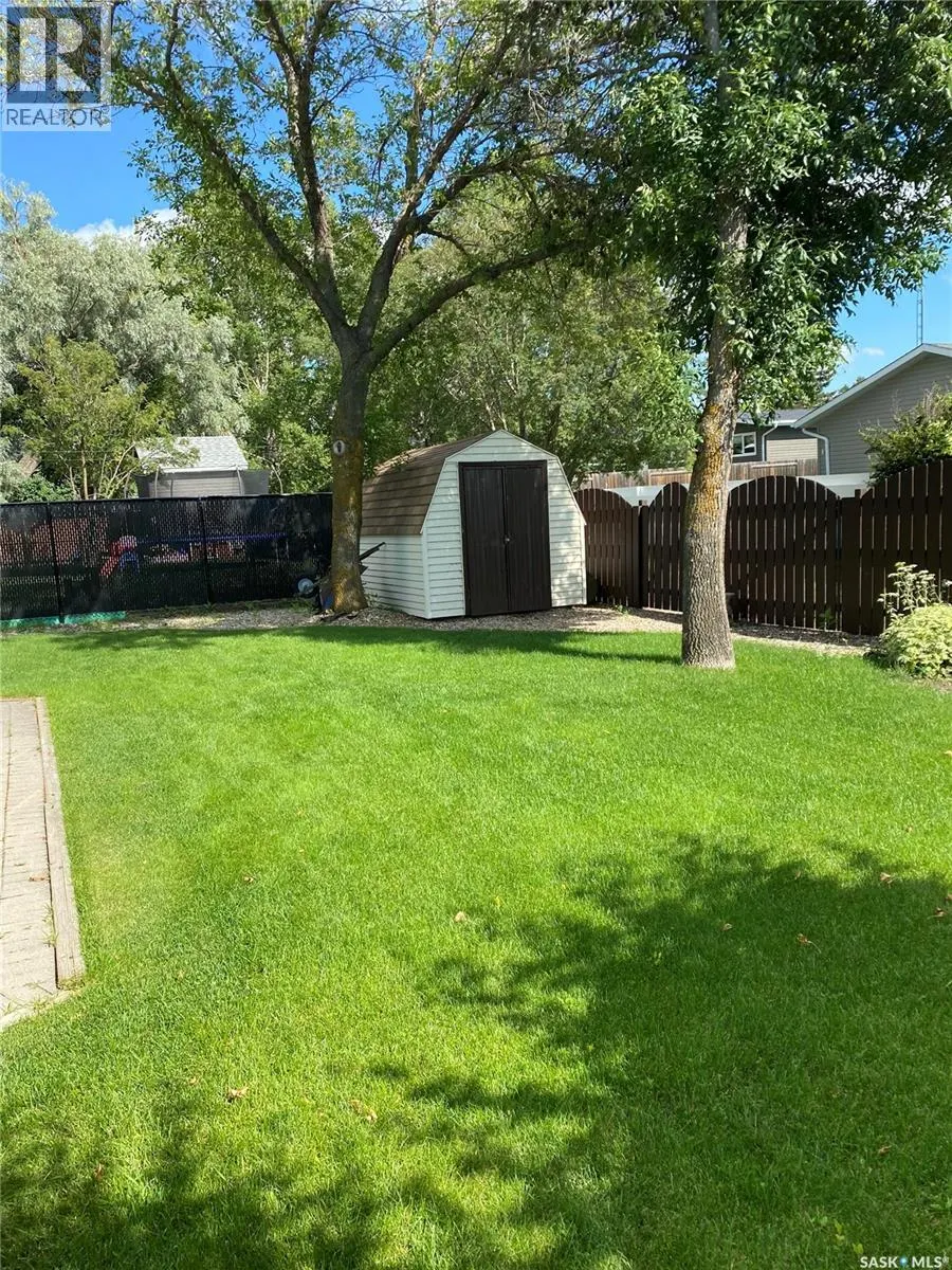 17 Stebbings CRESCENT