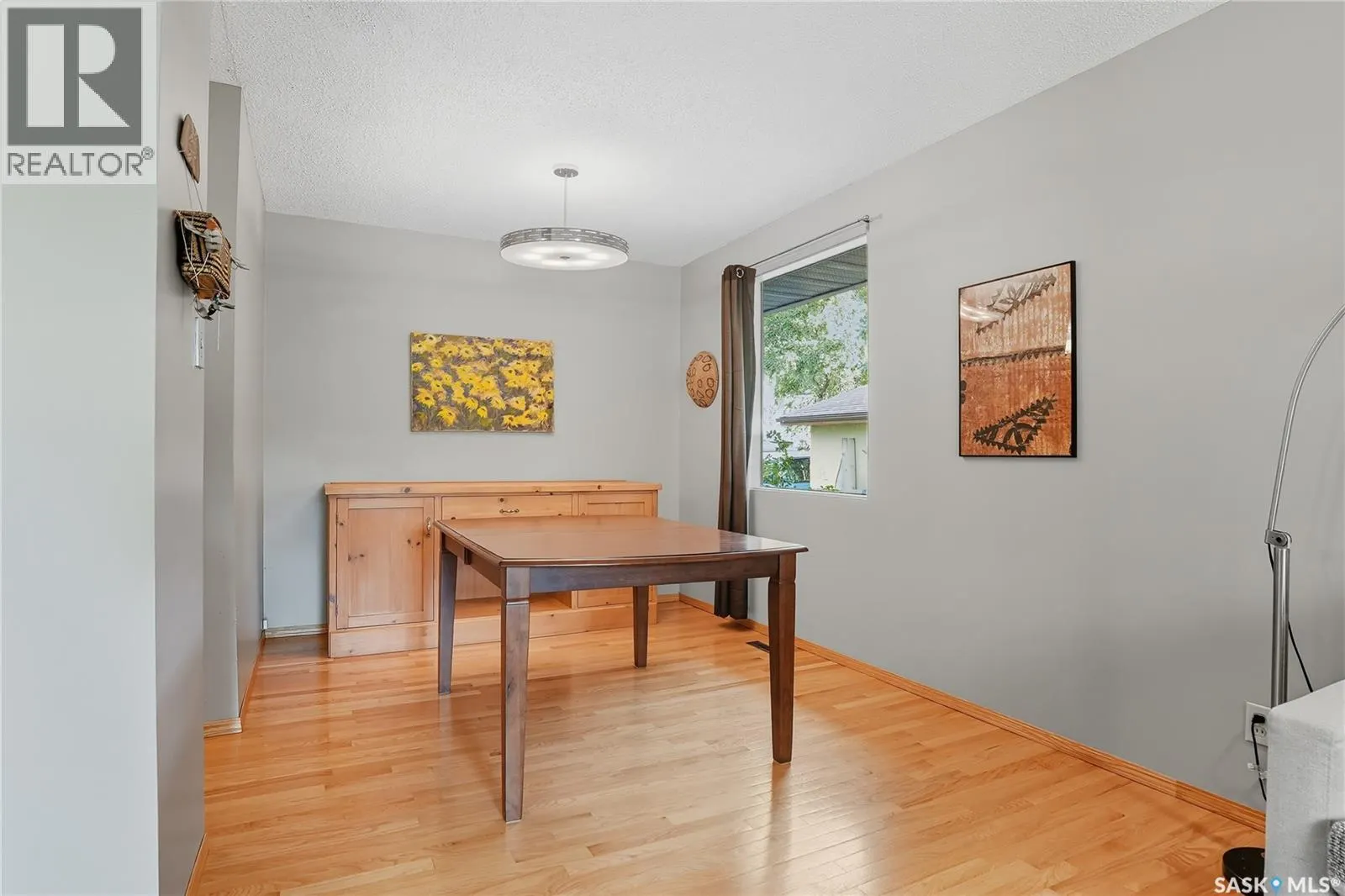 5 Ling STREET