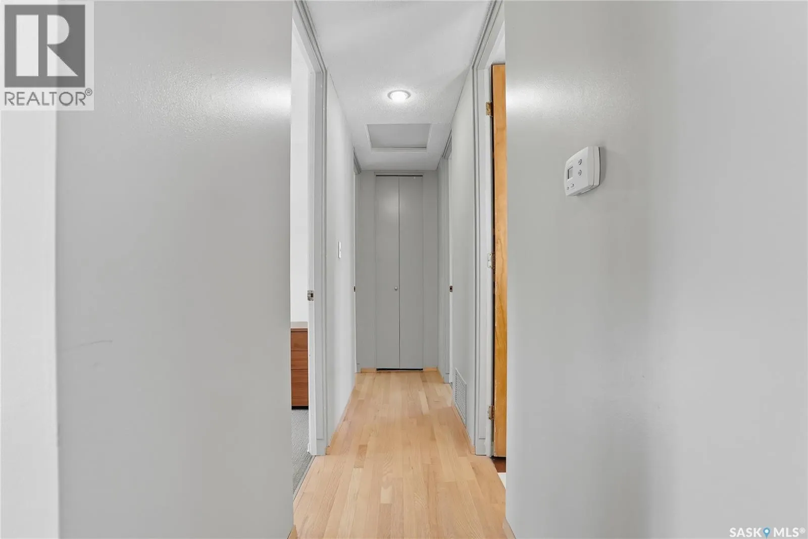 5 Ling STREET