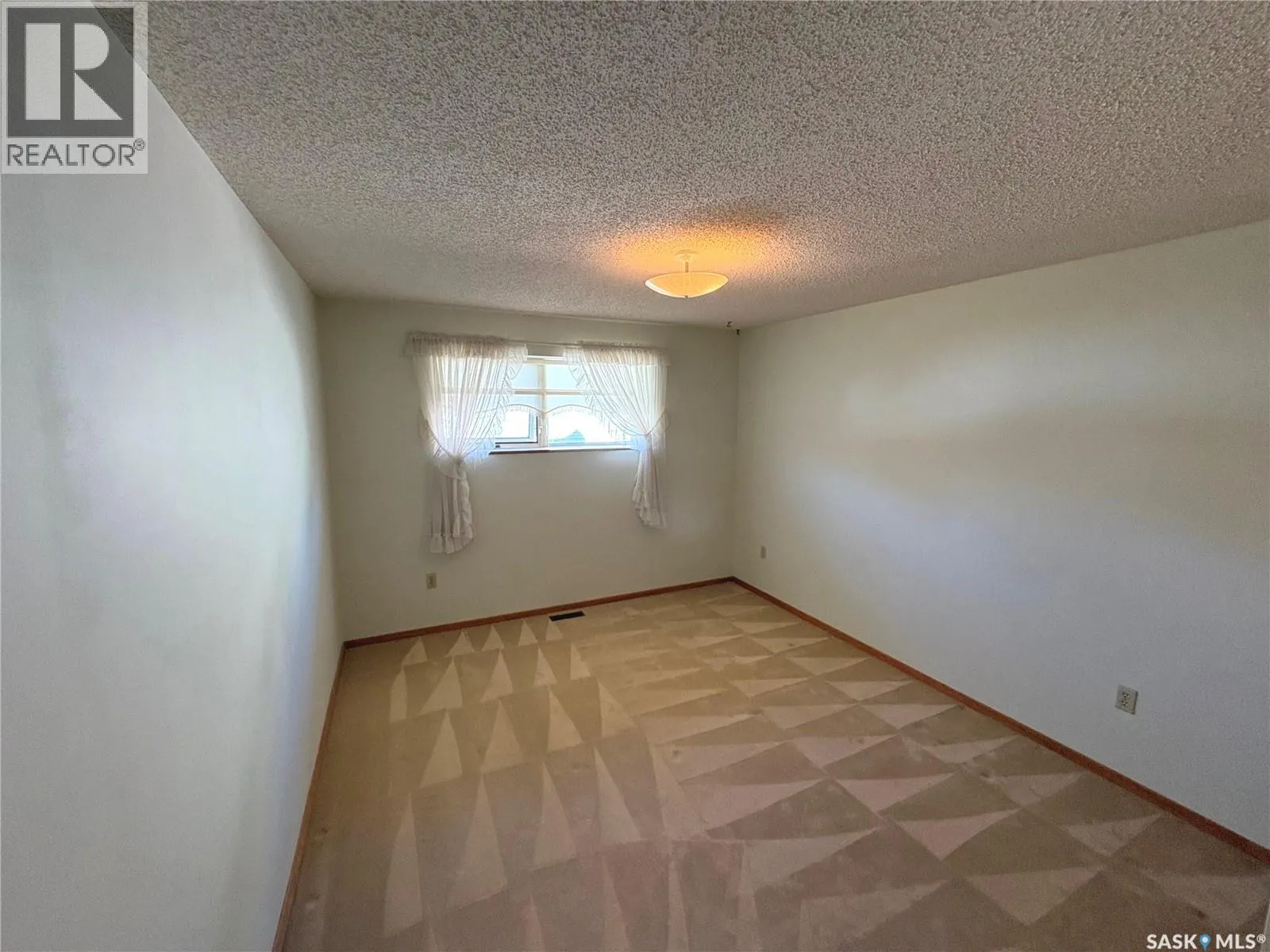 244 Central AVENUE S