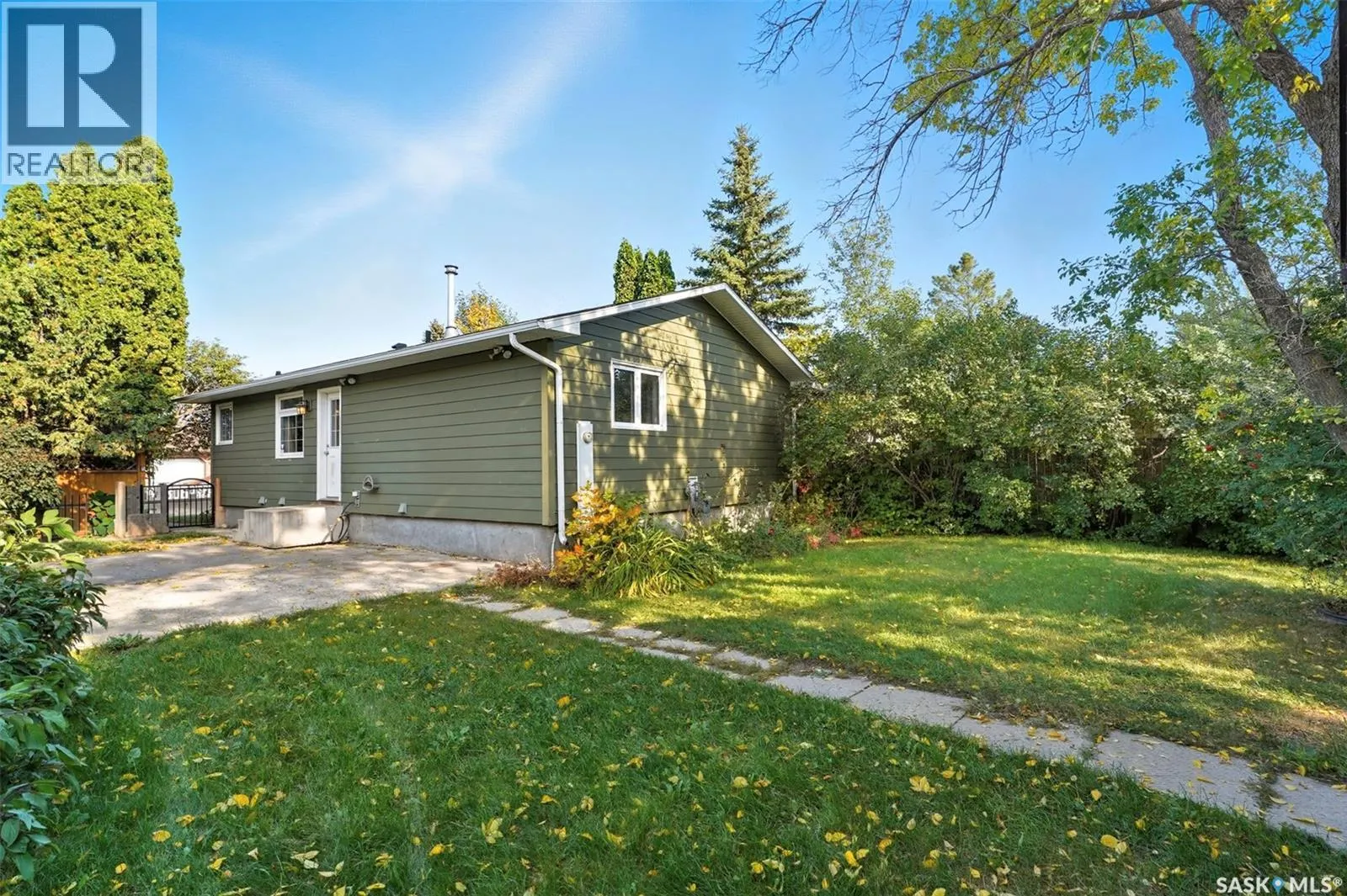 97 Arnason CRESCENT