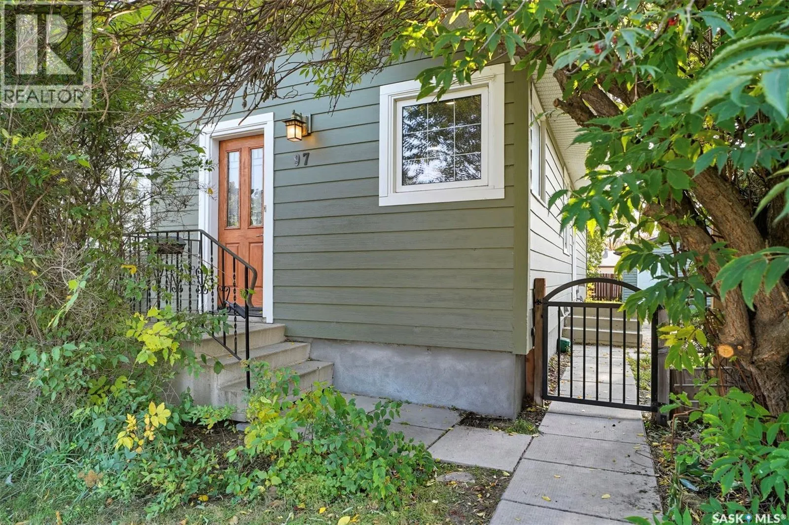 97 Arnason CRESCENT