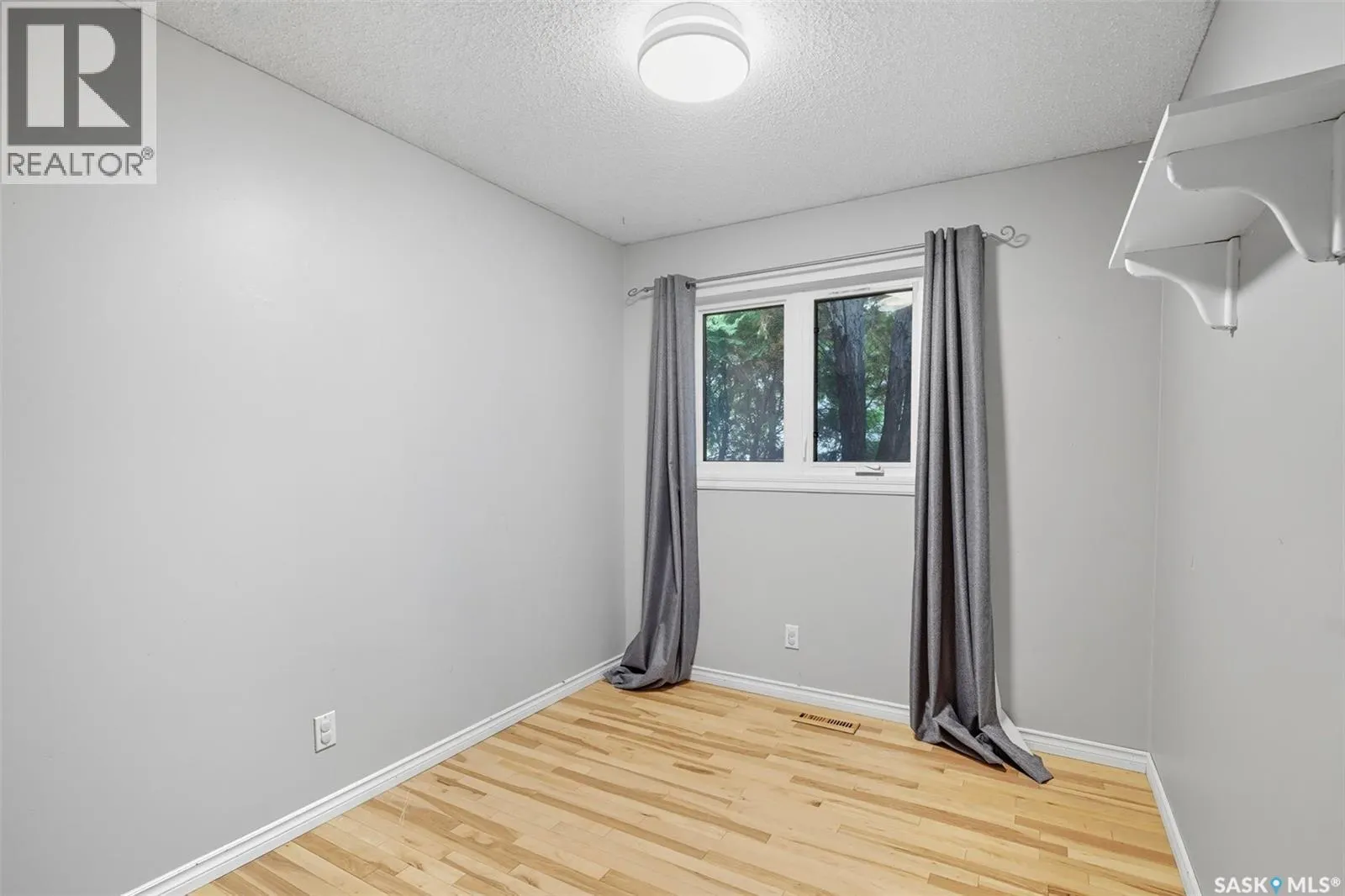 97 Arnason CRESCENT