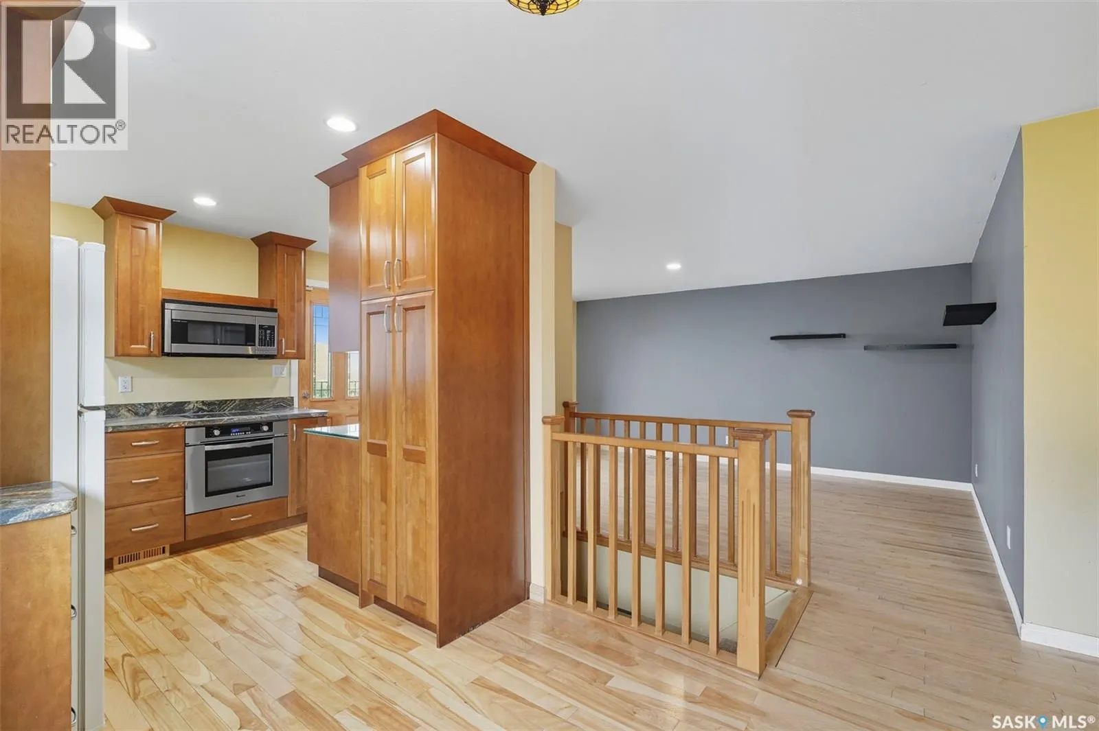 97 Arnason CRESCENT