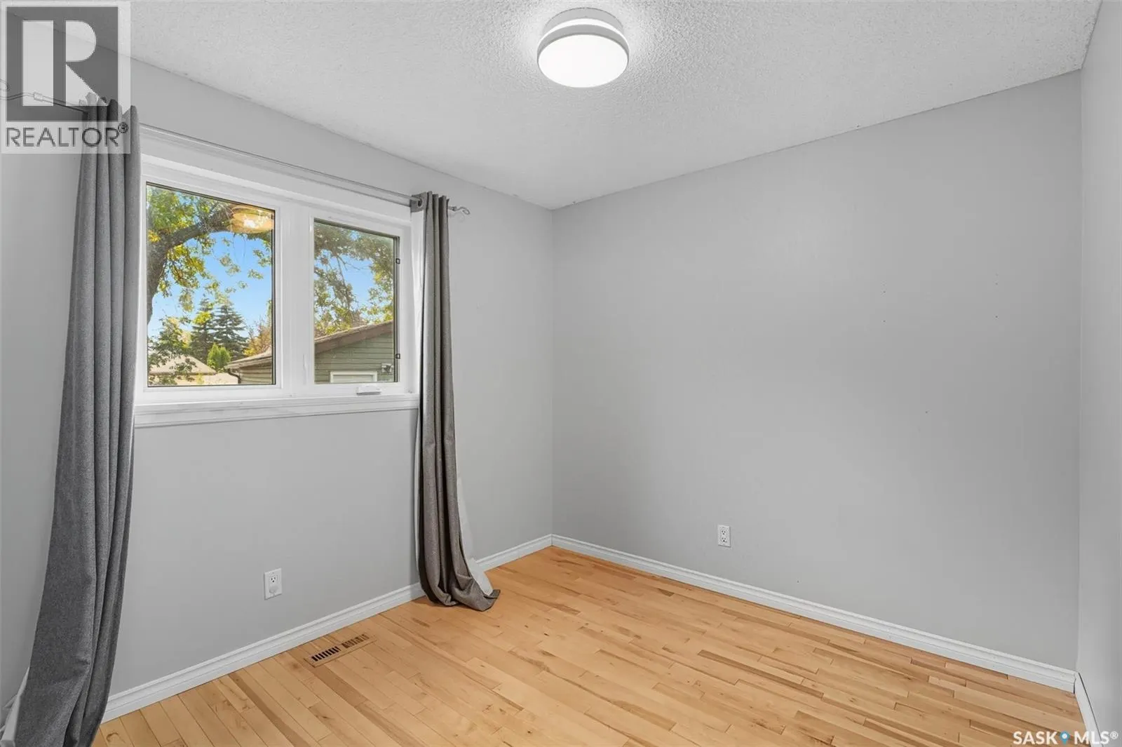 97 Arnason CRESCENT