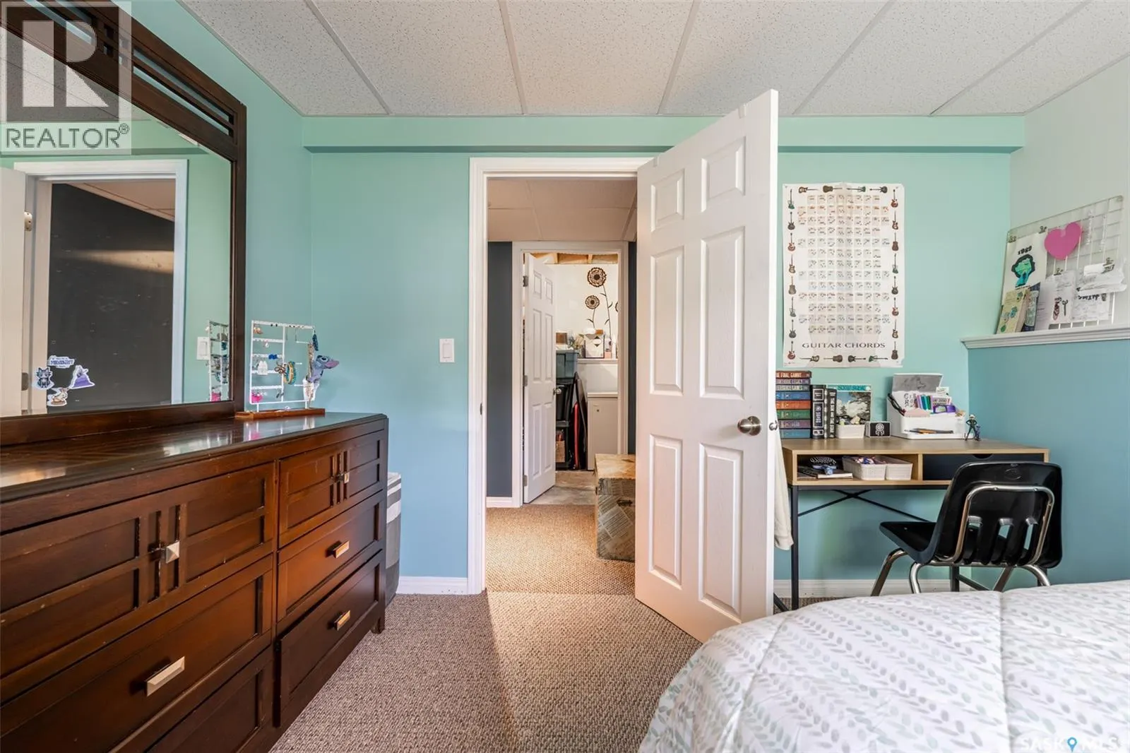 13 143 Gropper CRESCENT