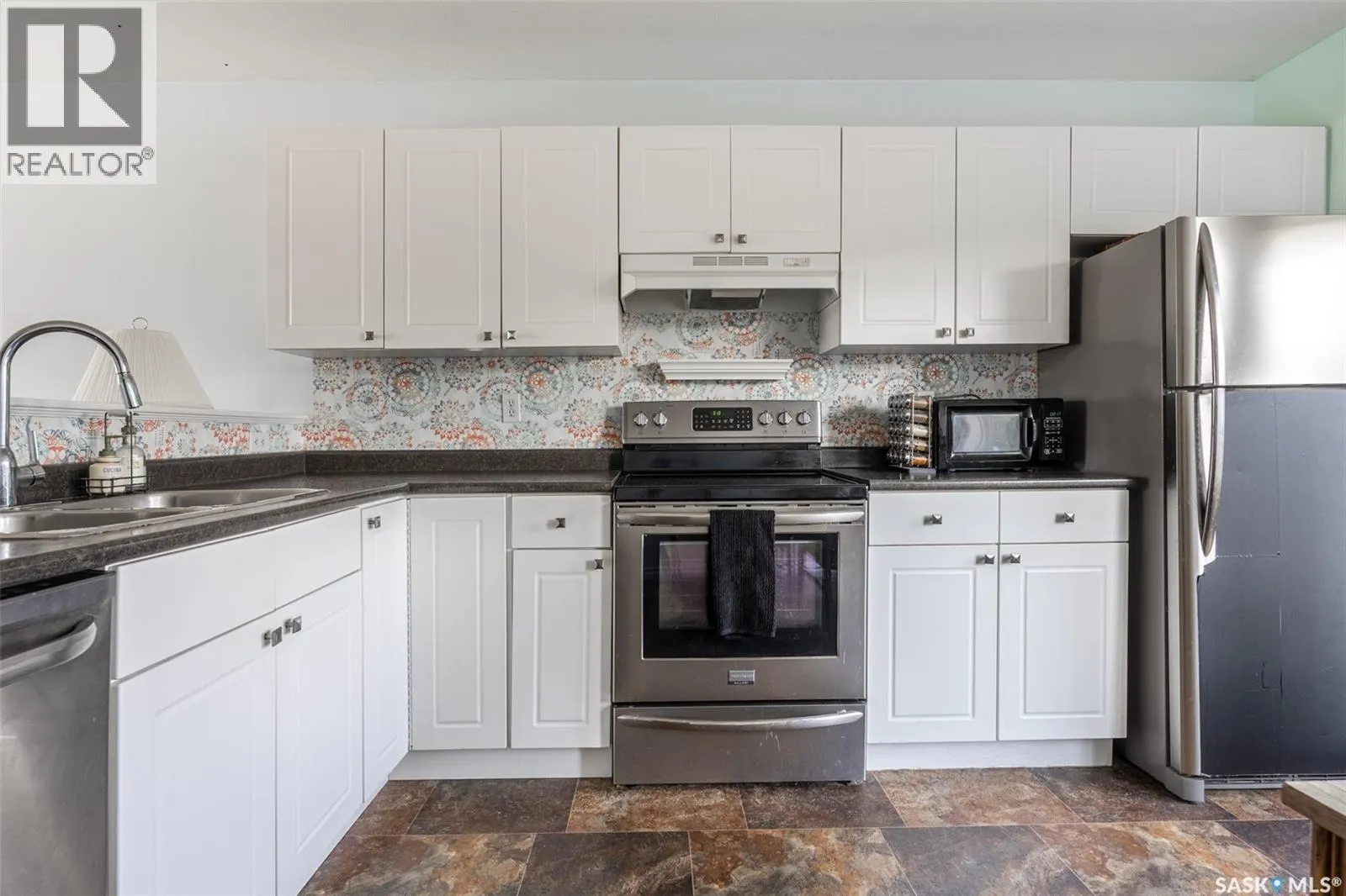 13 143 Gropper CRESCENT