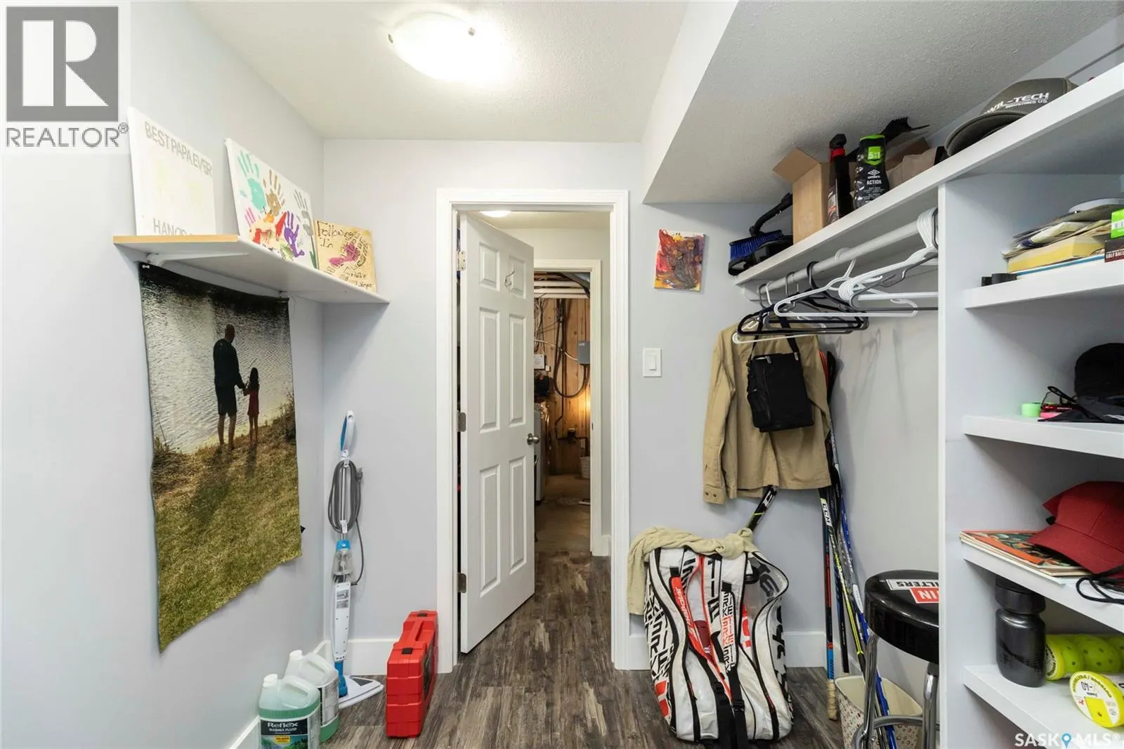 418 Kenderdine ROAD