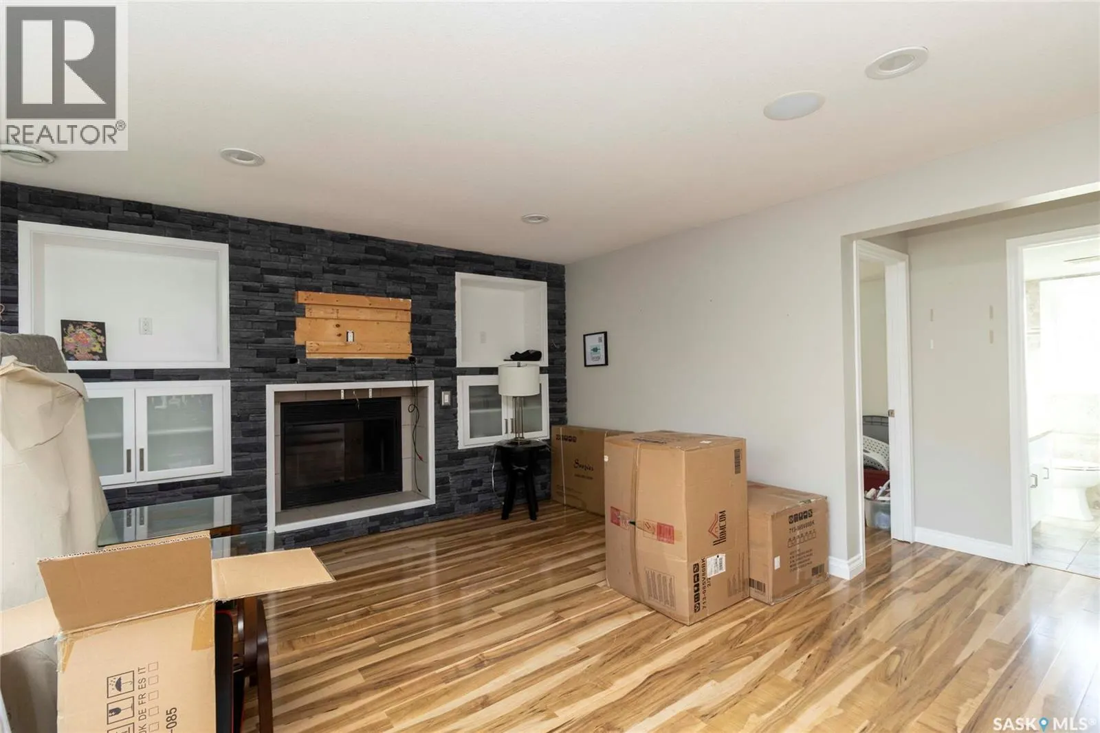 418 Kenderdine ROAD