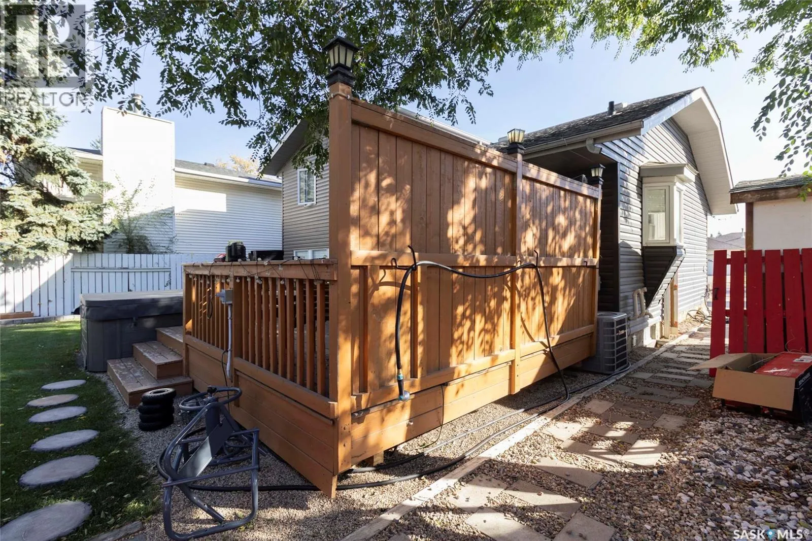 418 Kenderdine ROAD
