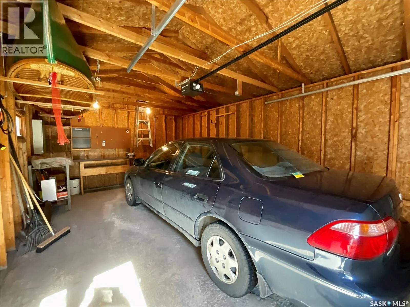 90 HAMMOND ROAD
