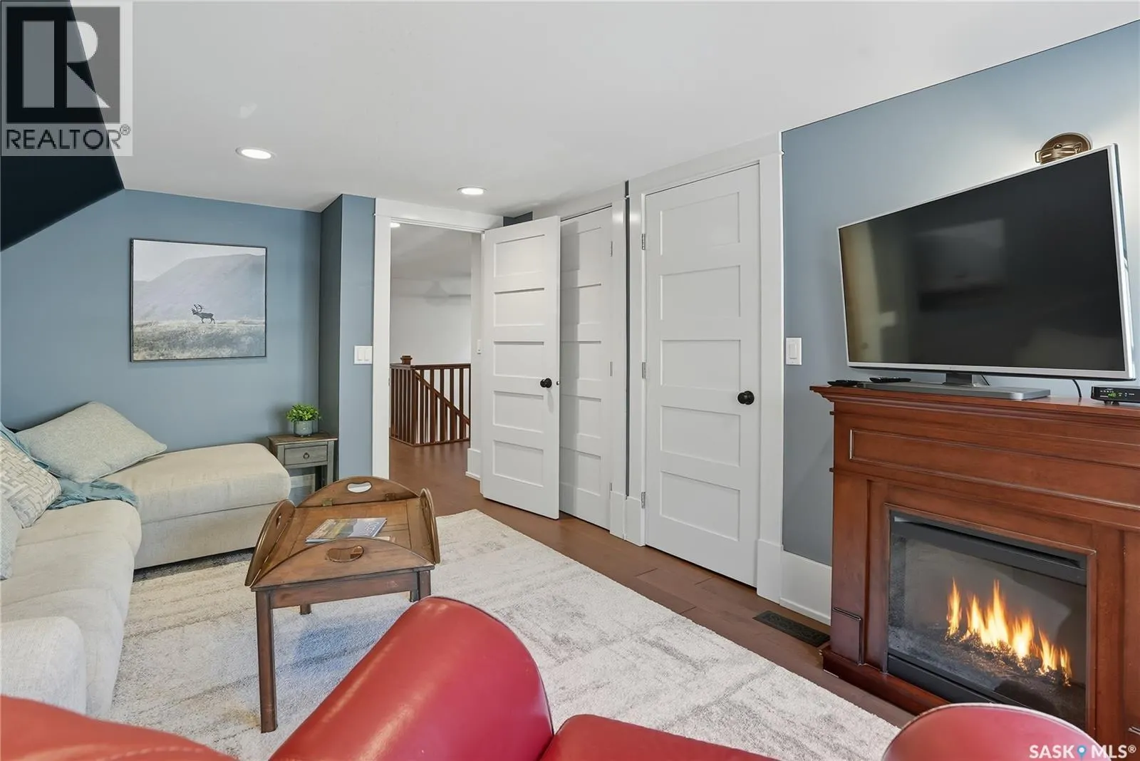116 9th STREET E