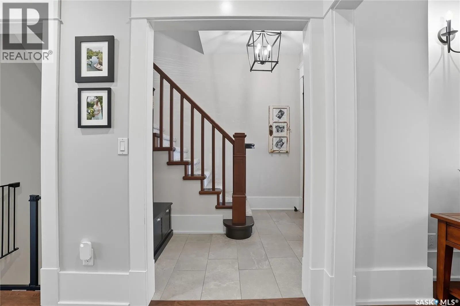116 9th STREET E
