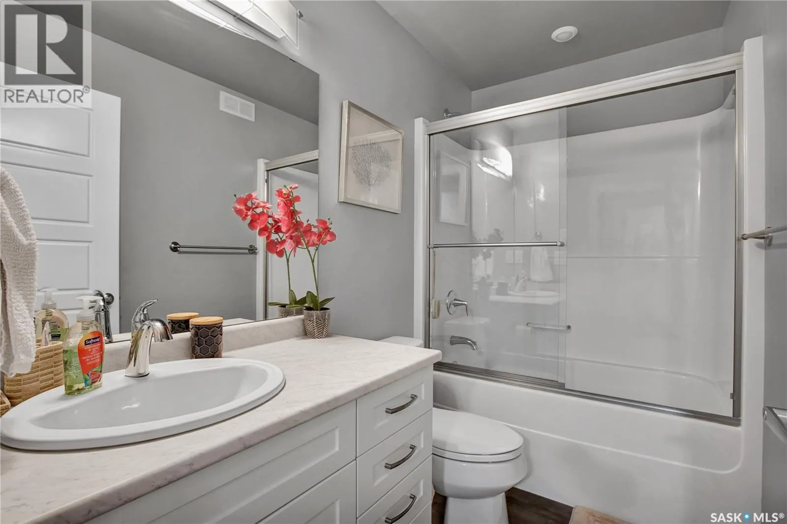27 115 Veltkamp CRESCENT