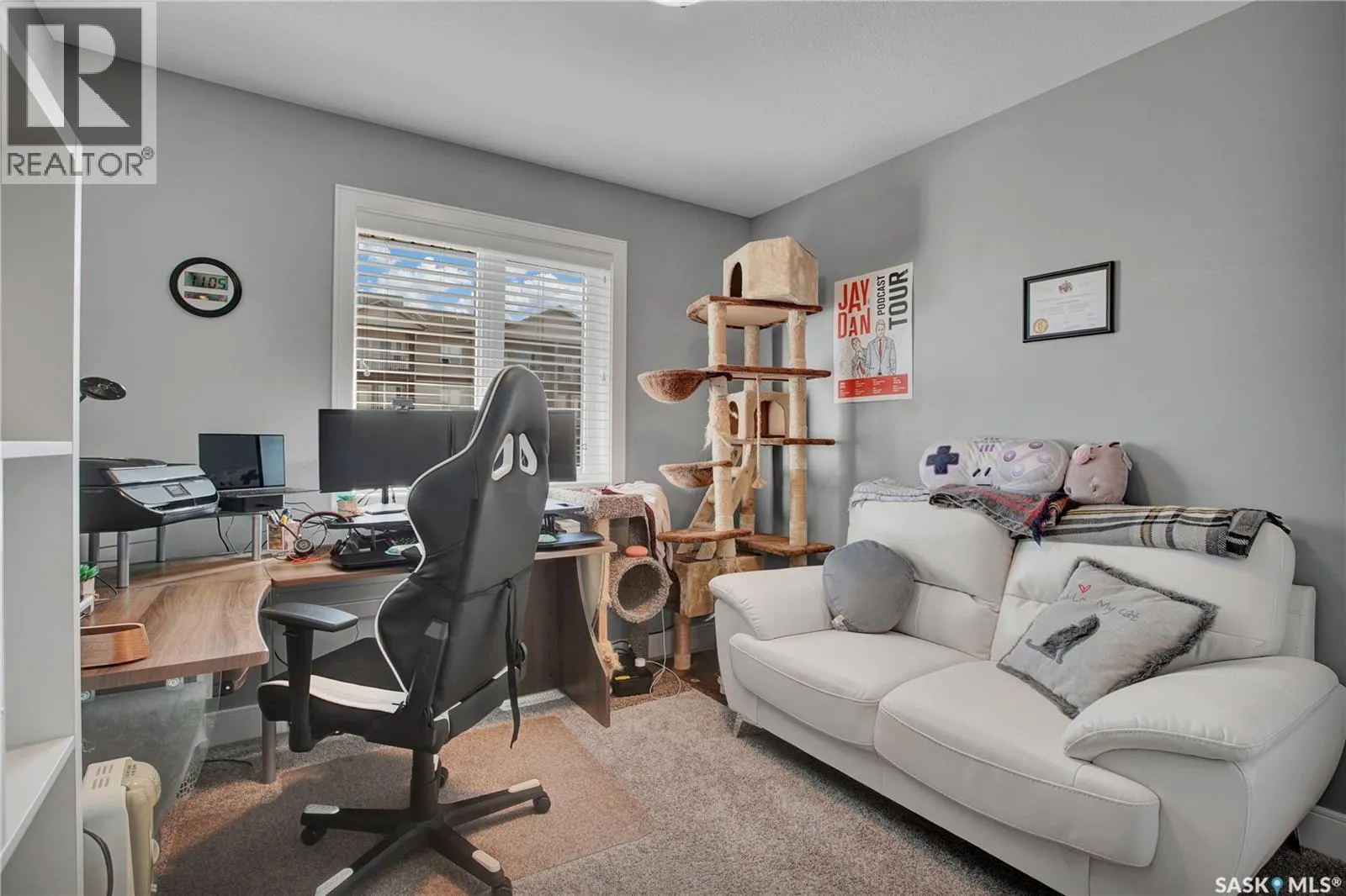 27 115 Veltkamp CRESCENT