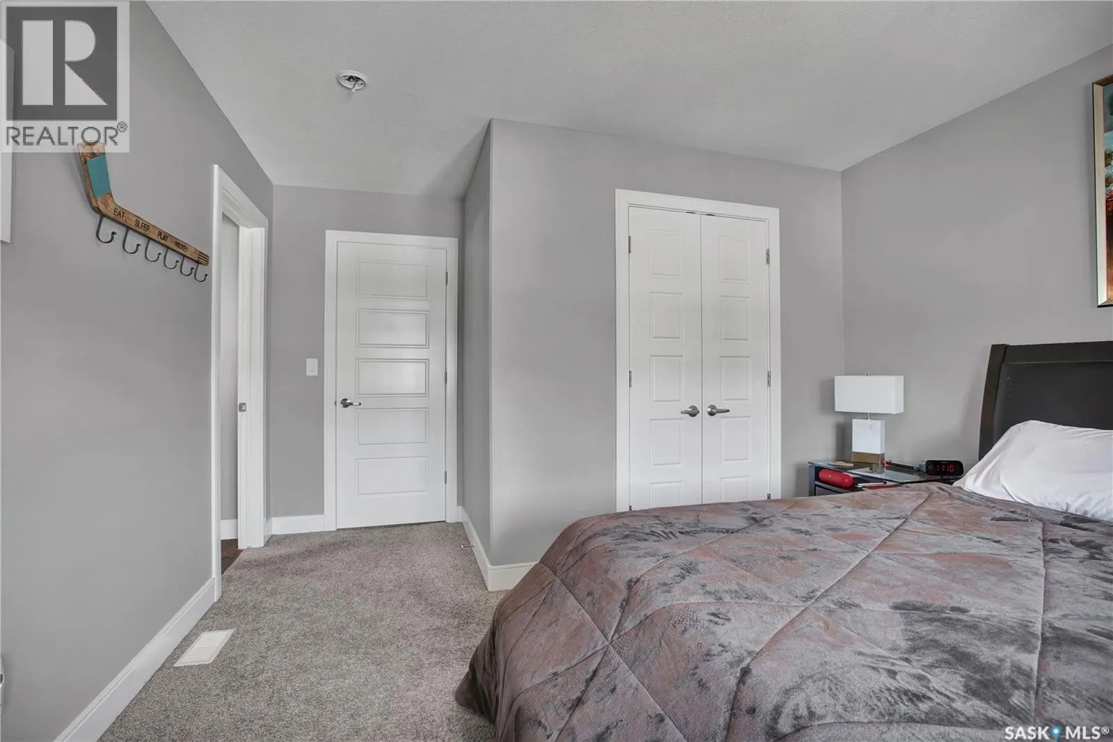 27 115 Veltkamp CRESCENT