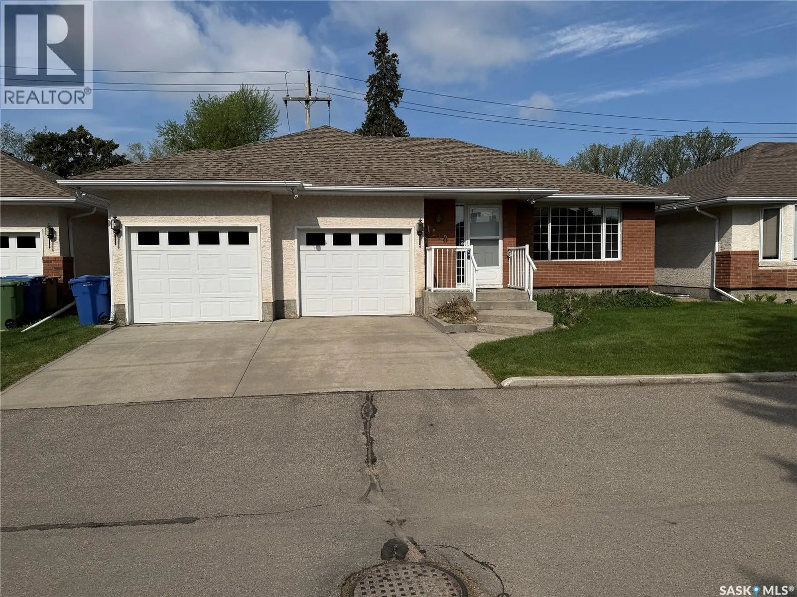 1118 Selo PLACE