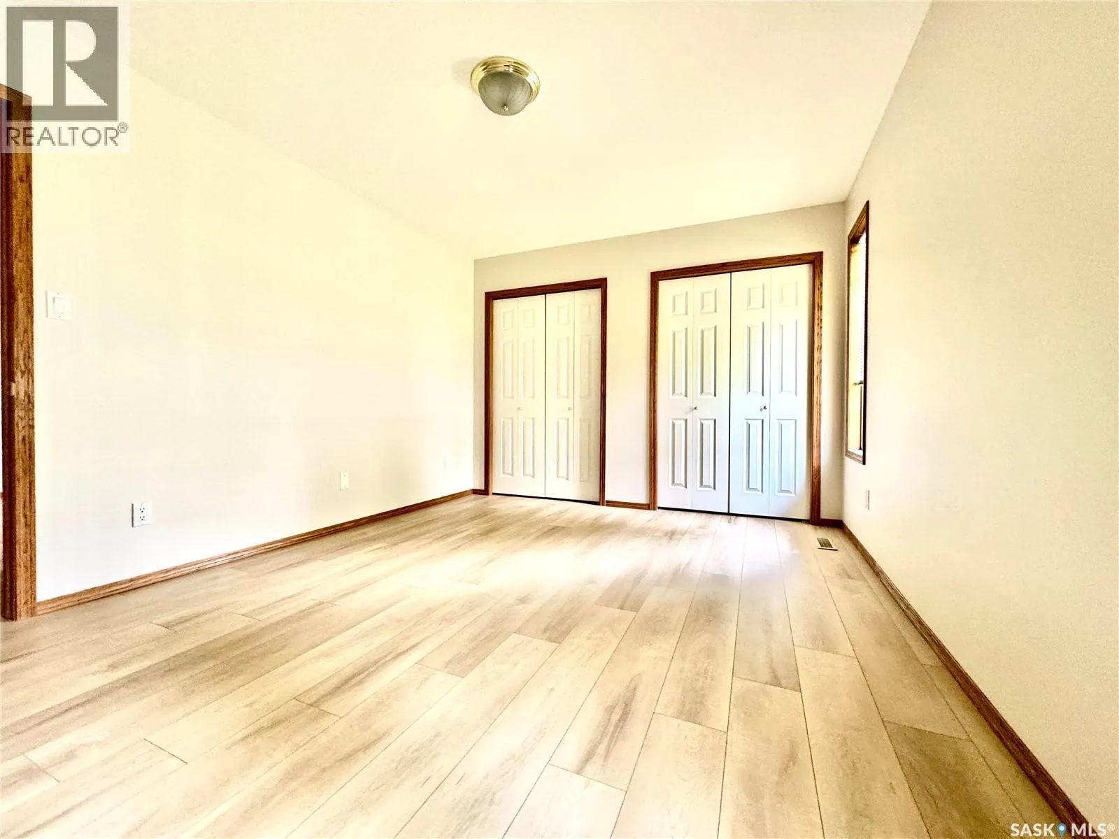 1118 Selo PLACE