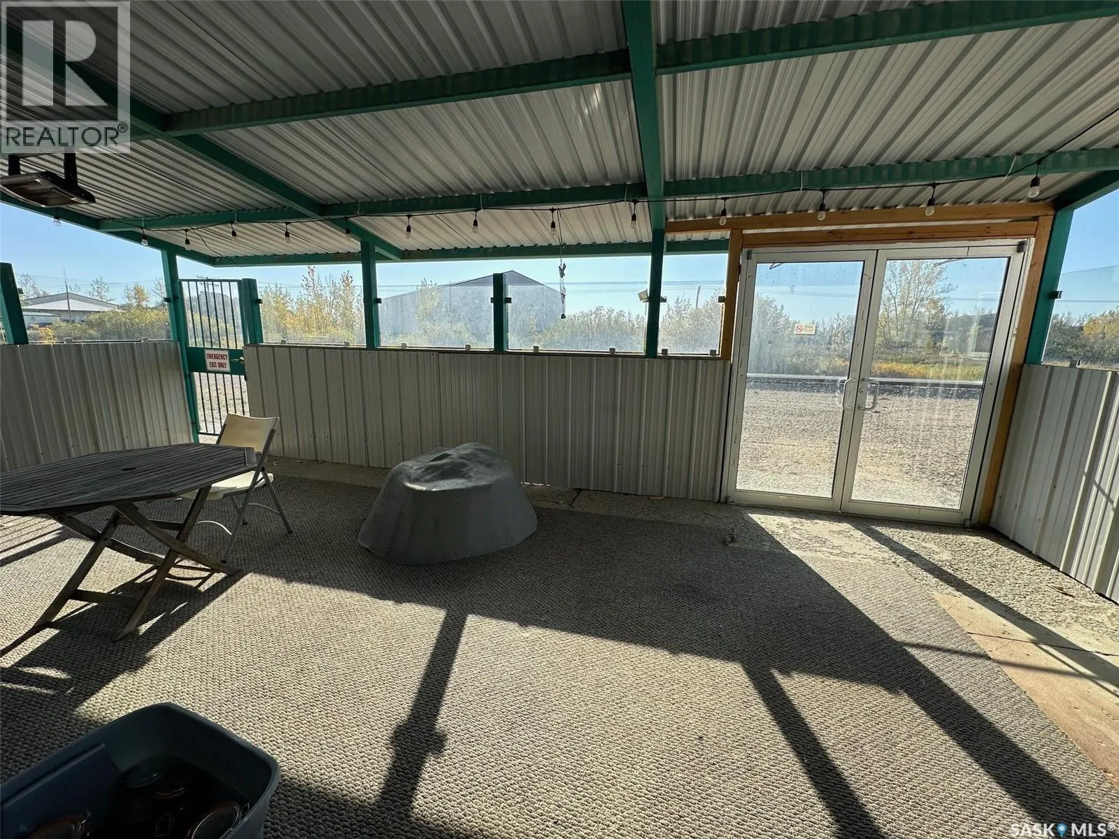 5 109 Industrial DRIVE