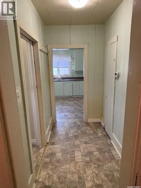 239 3rd AVENUE W
